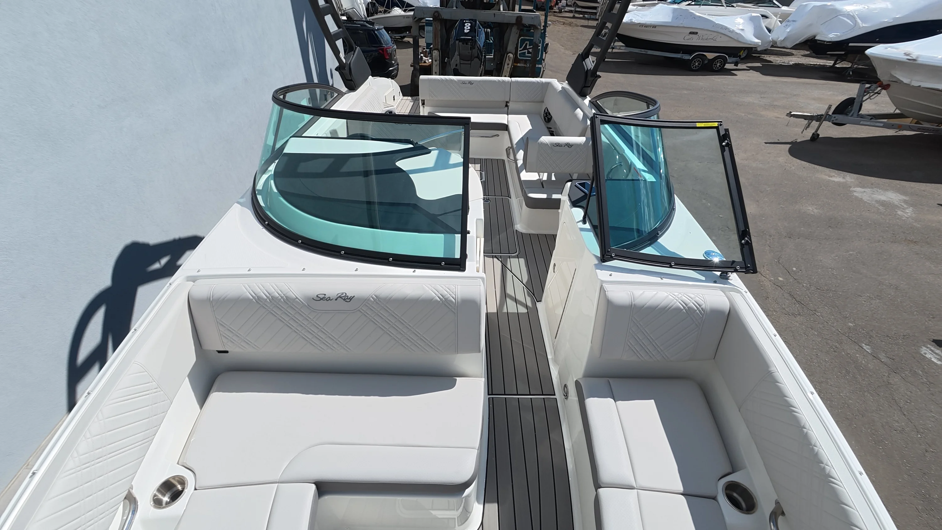 2026 Sea Ray SDX 270 Outboard Image Thumbnail #59