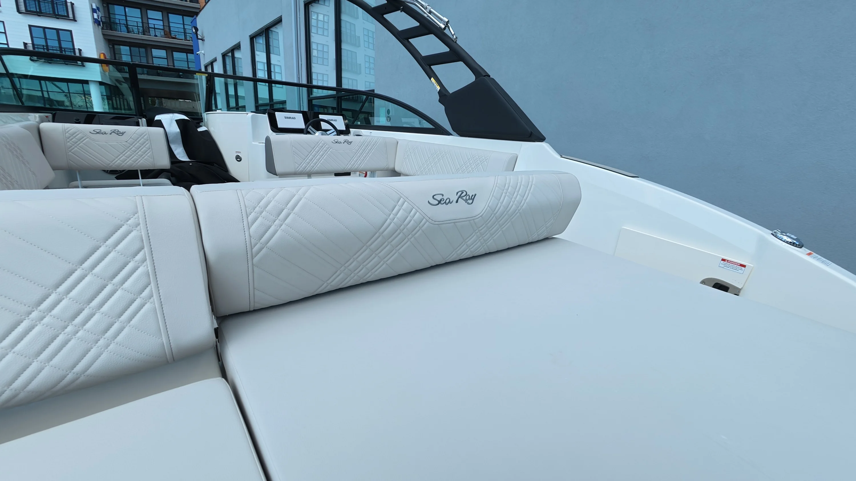 2026 Sea Ray SDX 270 Outboard Image Thumbnail #9