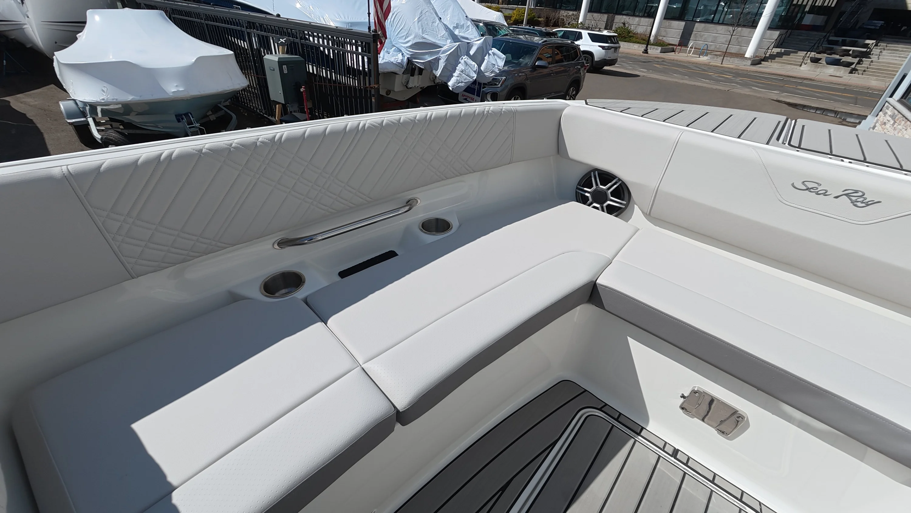 2026 Sea Ray SDX 270 Outboard Image Thumbnail #53
