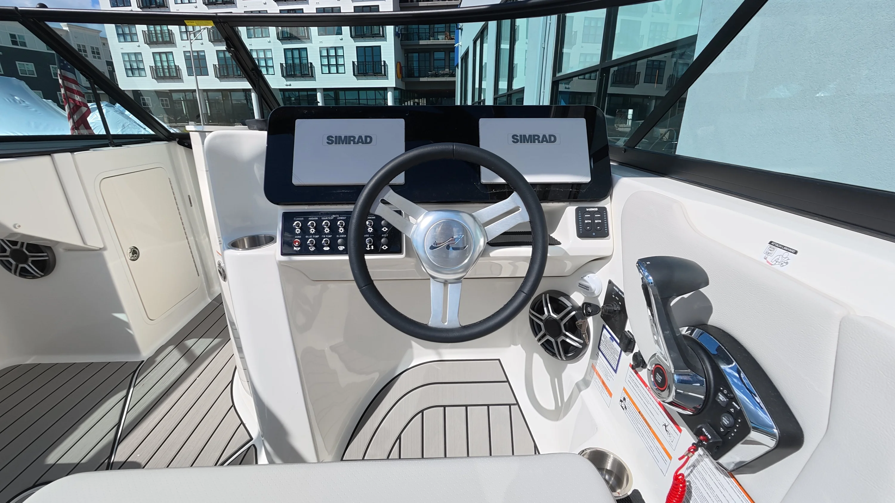 2026 Sea Ray SDX 270 Outboard Image Thumbnail #34