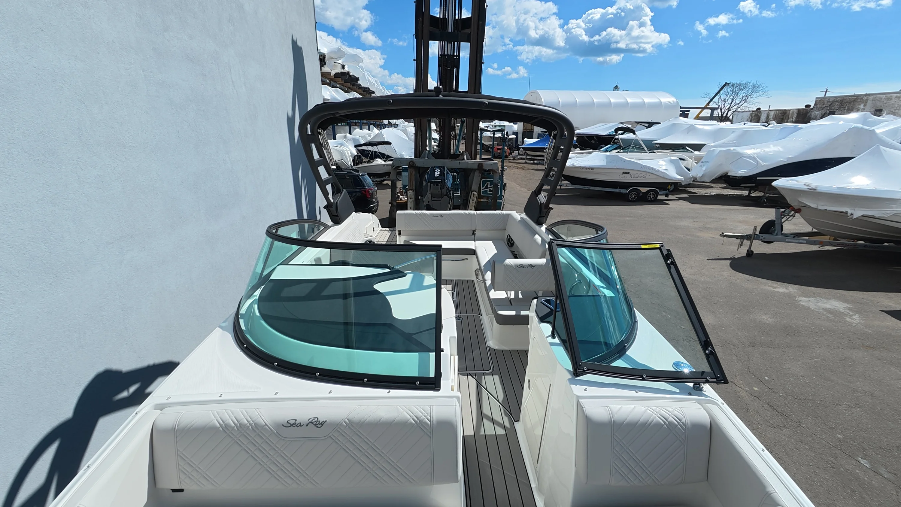 2026 Sea Ray SDX 270 Outboard Image Thumbnail #60