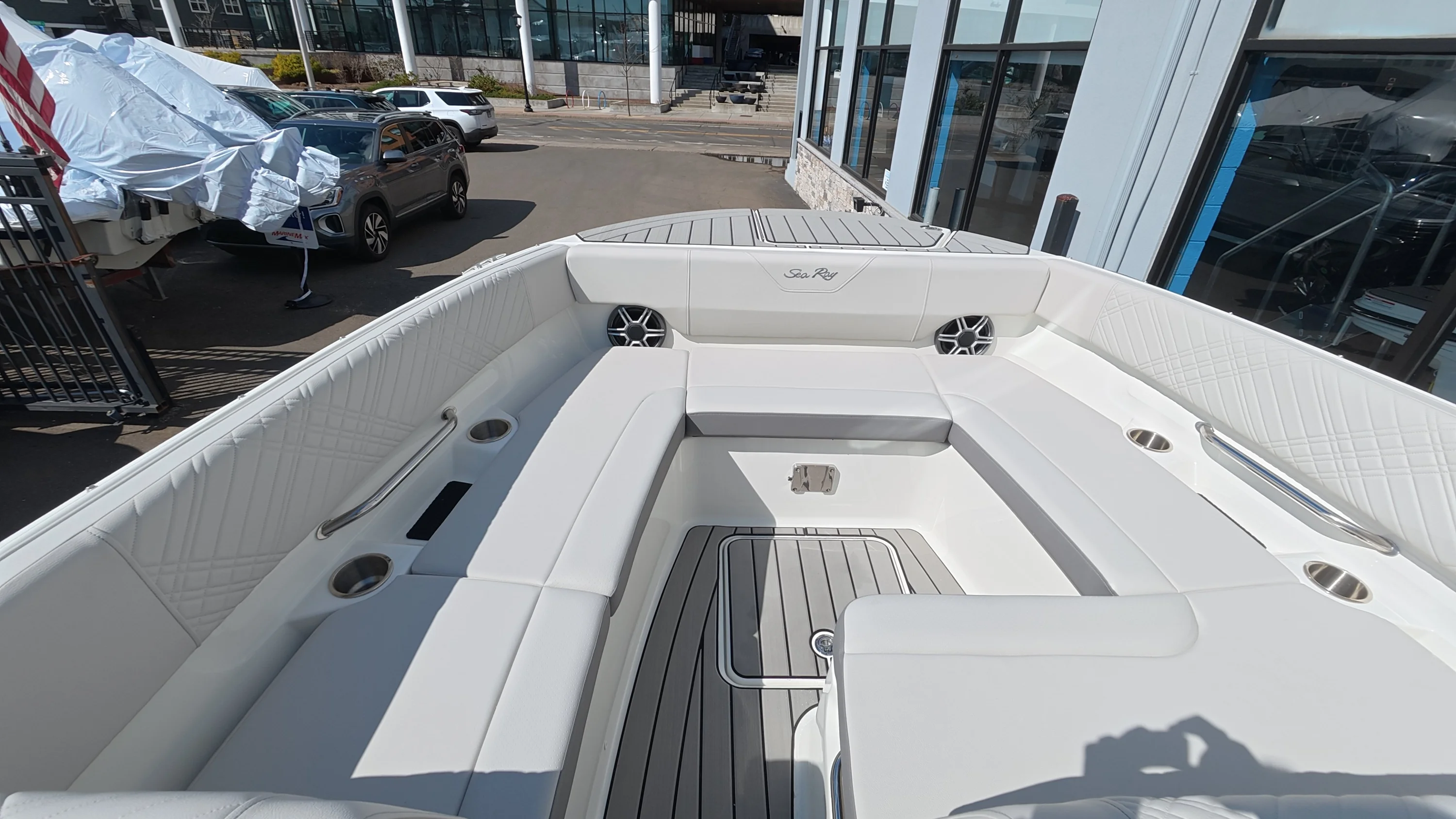 2026 Sea Ray SDX 270 Outboard Image Thumbnail #49