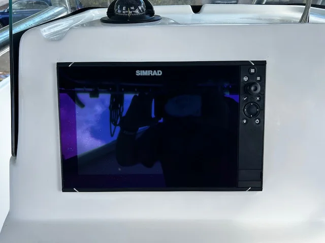 2018 Century 220 Image Thumbnail #6