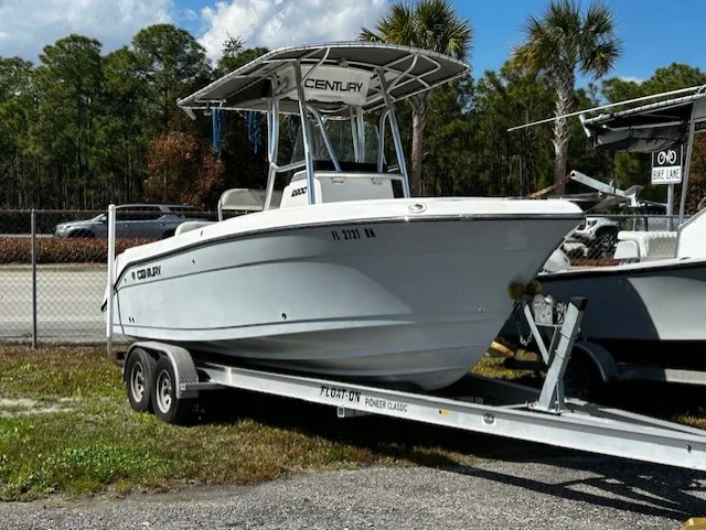 2018 Century 220 Image Thumbnail #0