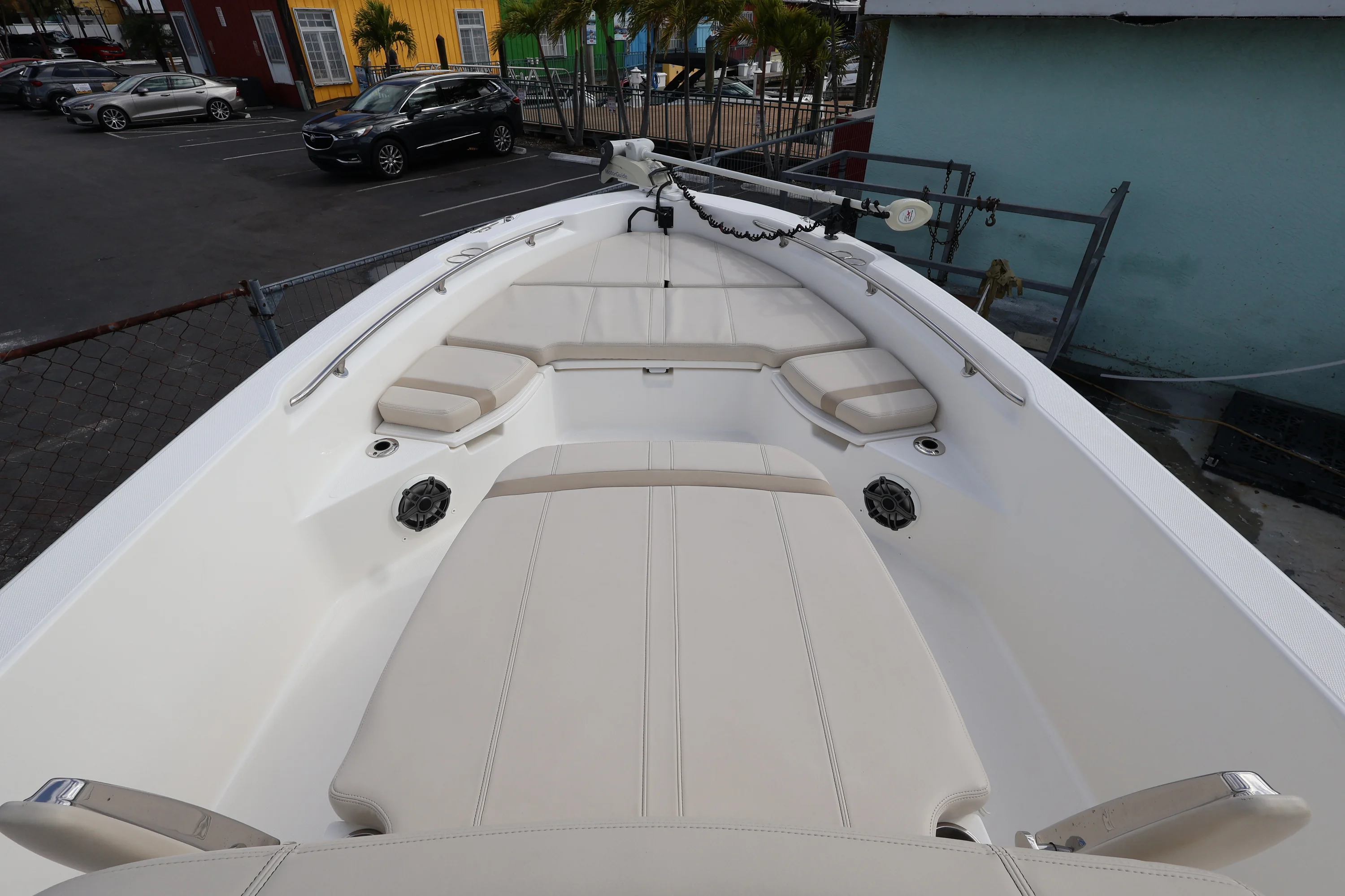 2023 Boston Whaler 250 Dauntless Image Thumbnail #20