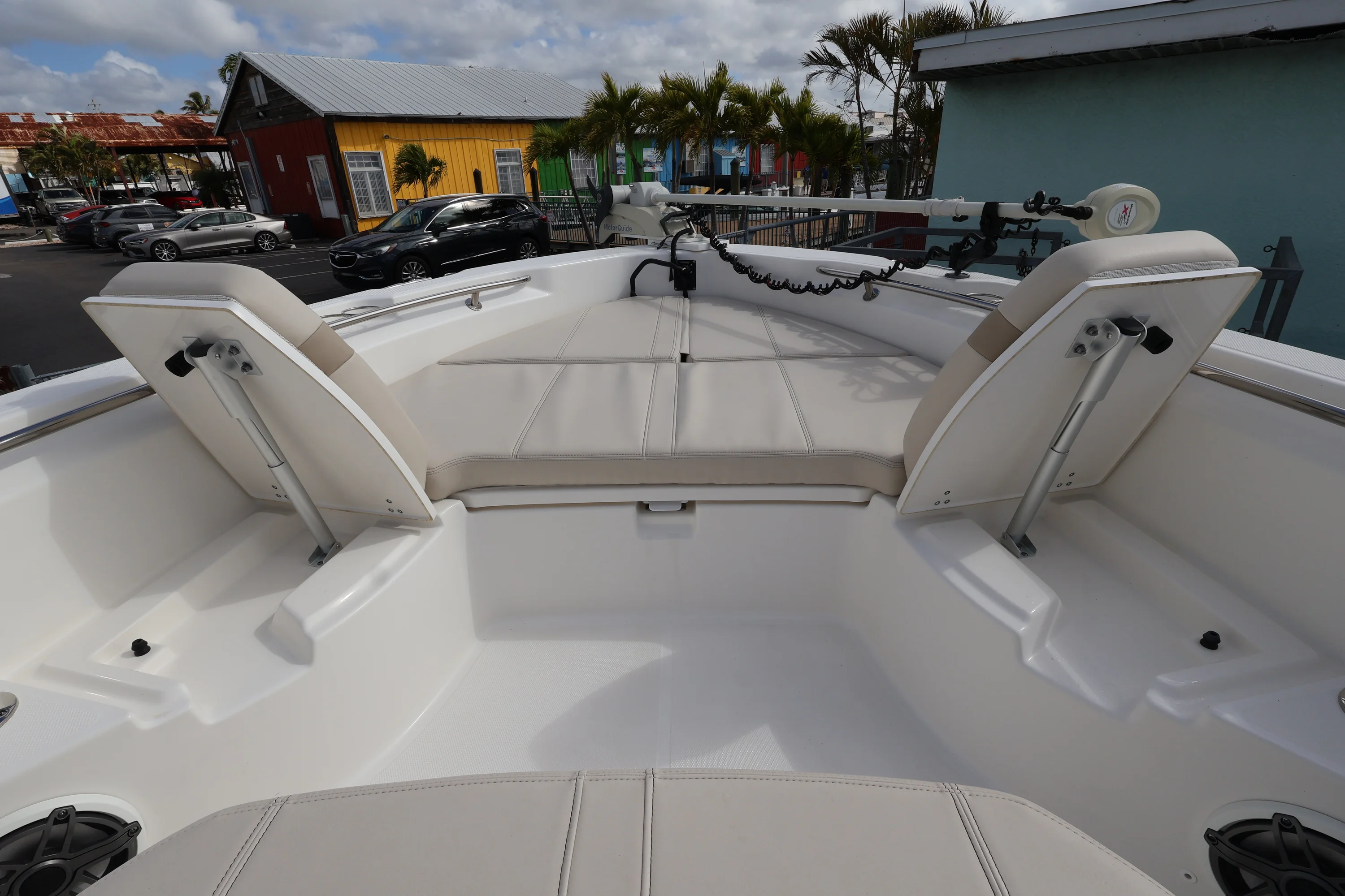 2023 Boston Whaler 250 Dauntless Image Thumbnail #24