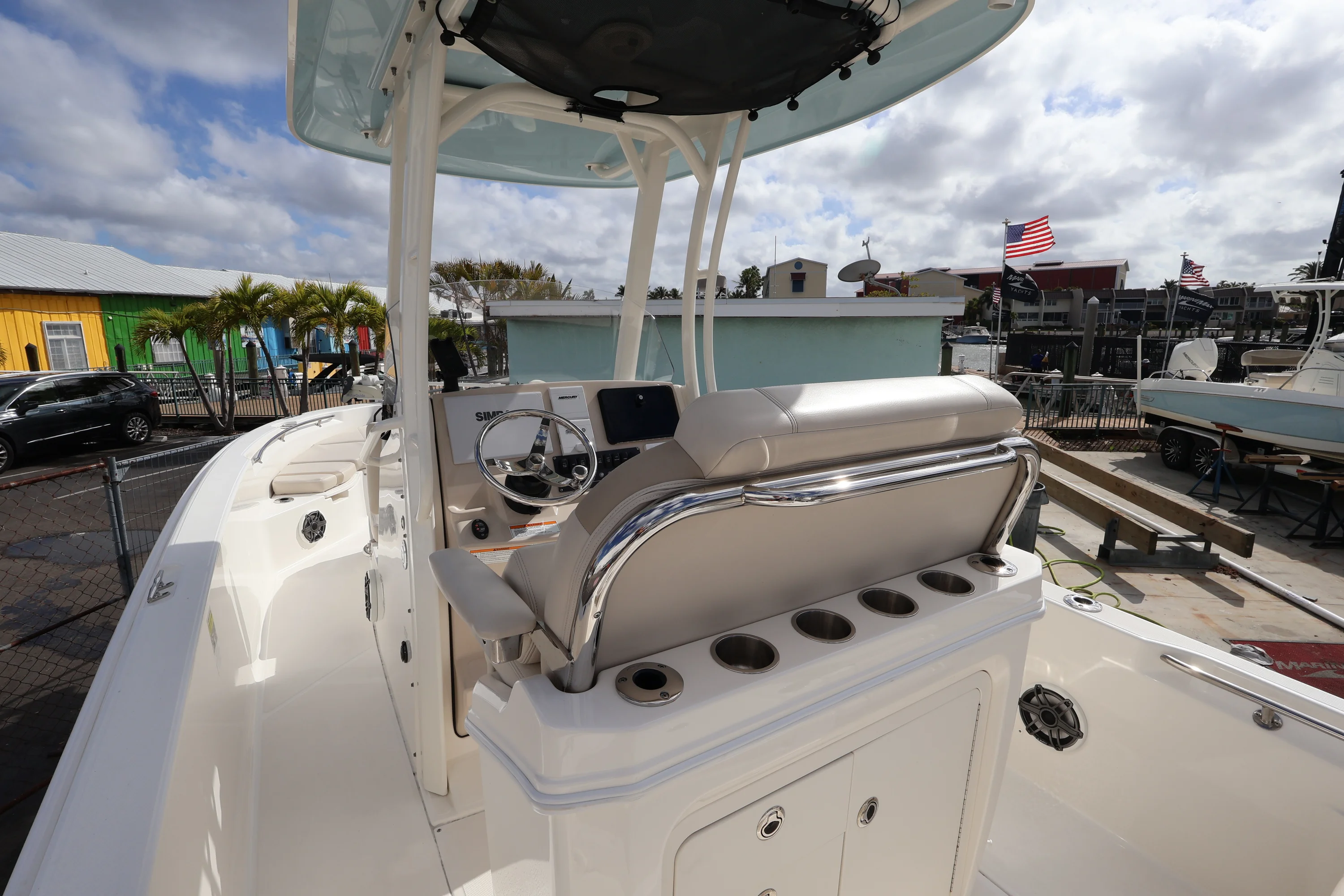 2023 Boston Whaler 250 Dauntless Image Thumbnail #12