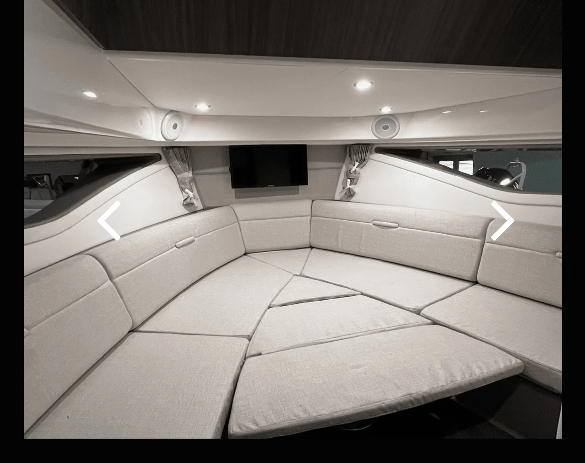 2024 Sea Ray 320 SUNDANCER COUPE Image Thumbnail #8