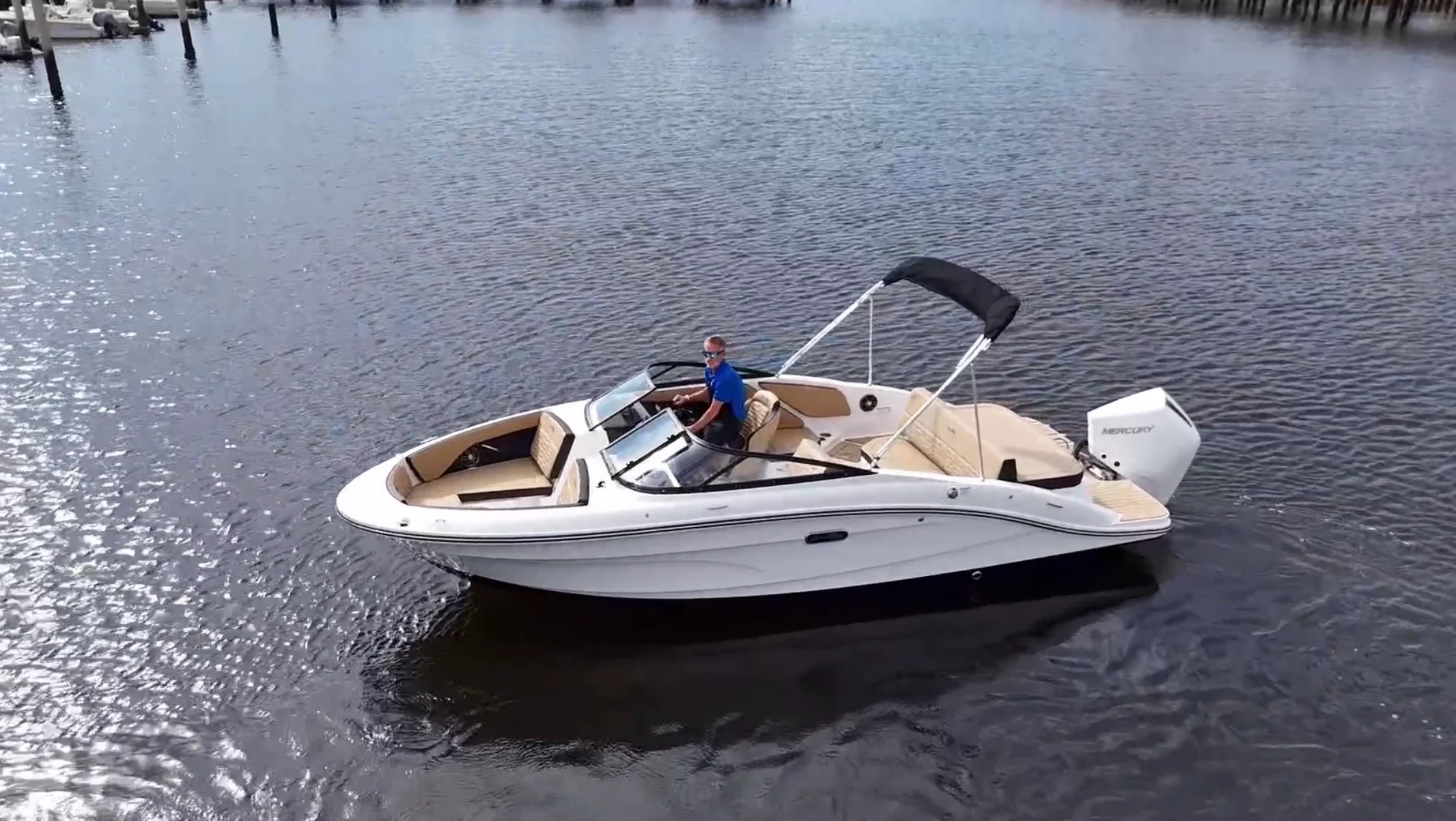 2026 Sea Ray SPX 210 Outboard Image Thumbnail #0