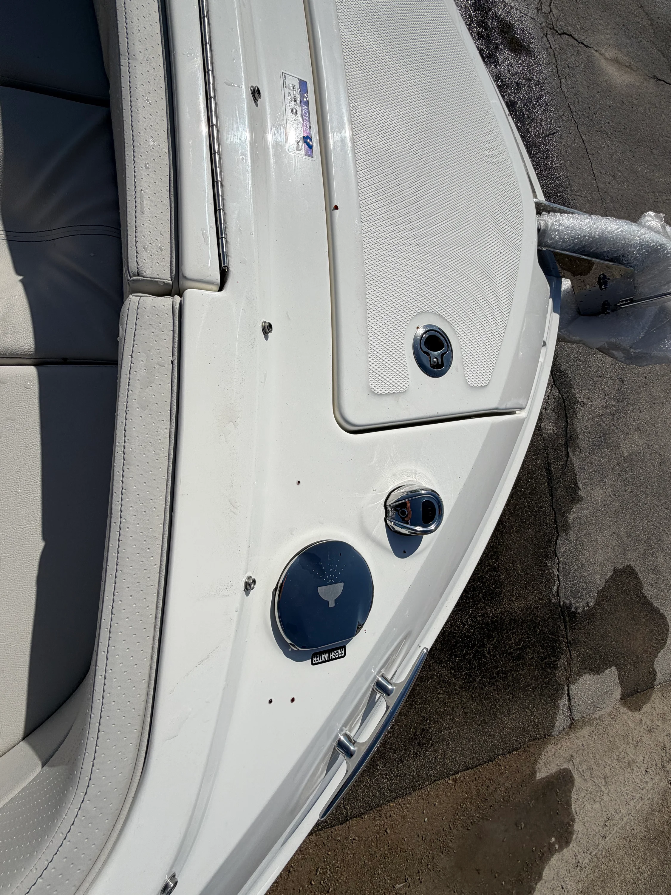 2026 Sea Ray SLX 310 Outboard Image Thumbnail #27