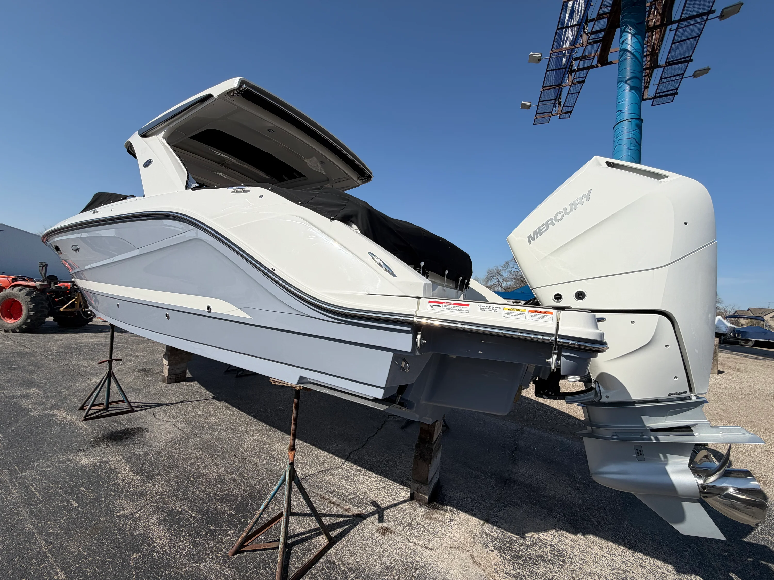 2026 Sea Ray SLX 310 Outboard Image Thumbnail #74