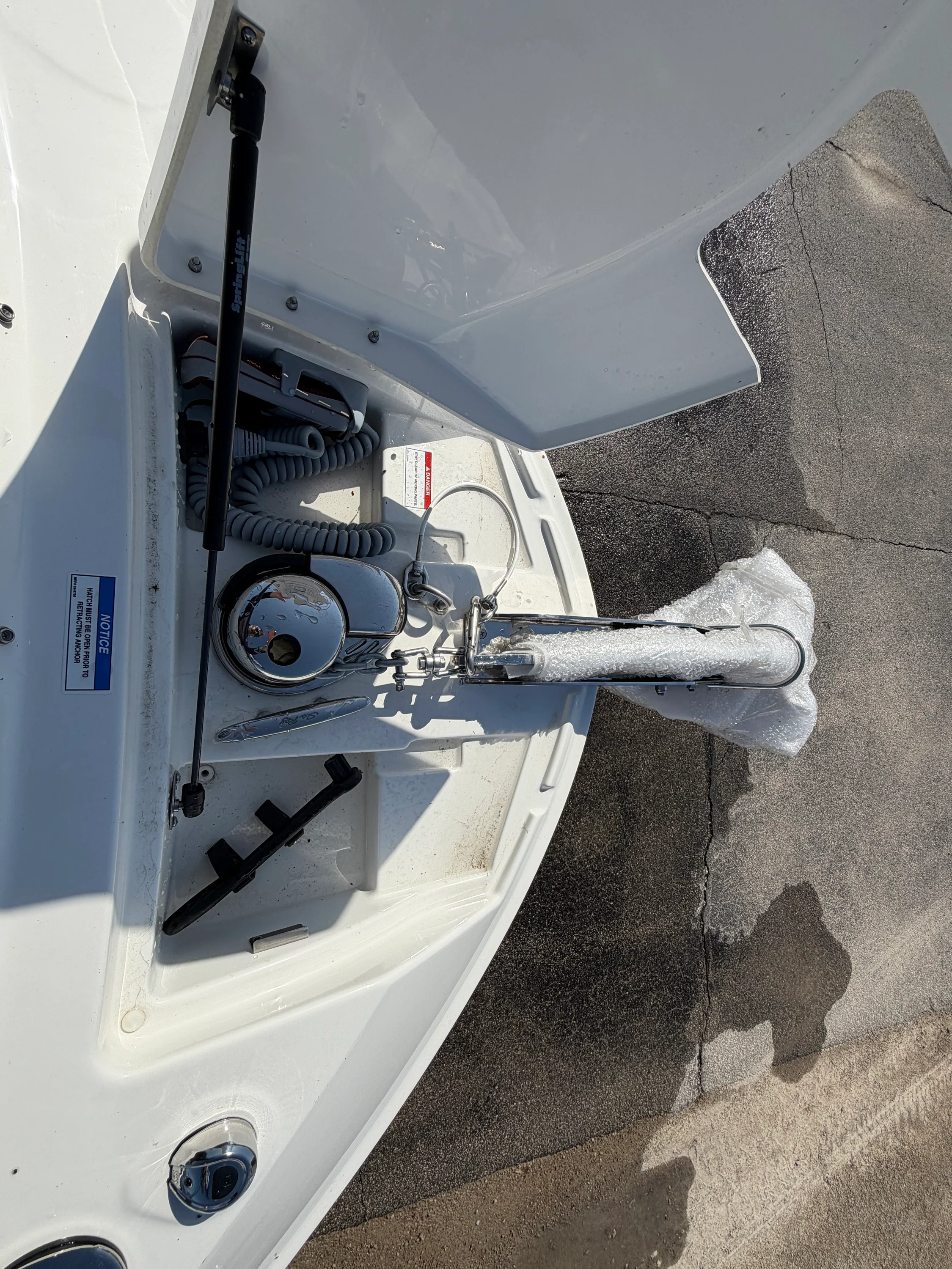 2026 Sea Ray SLX 310 Outboard Image Thumbnail #28
