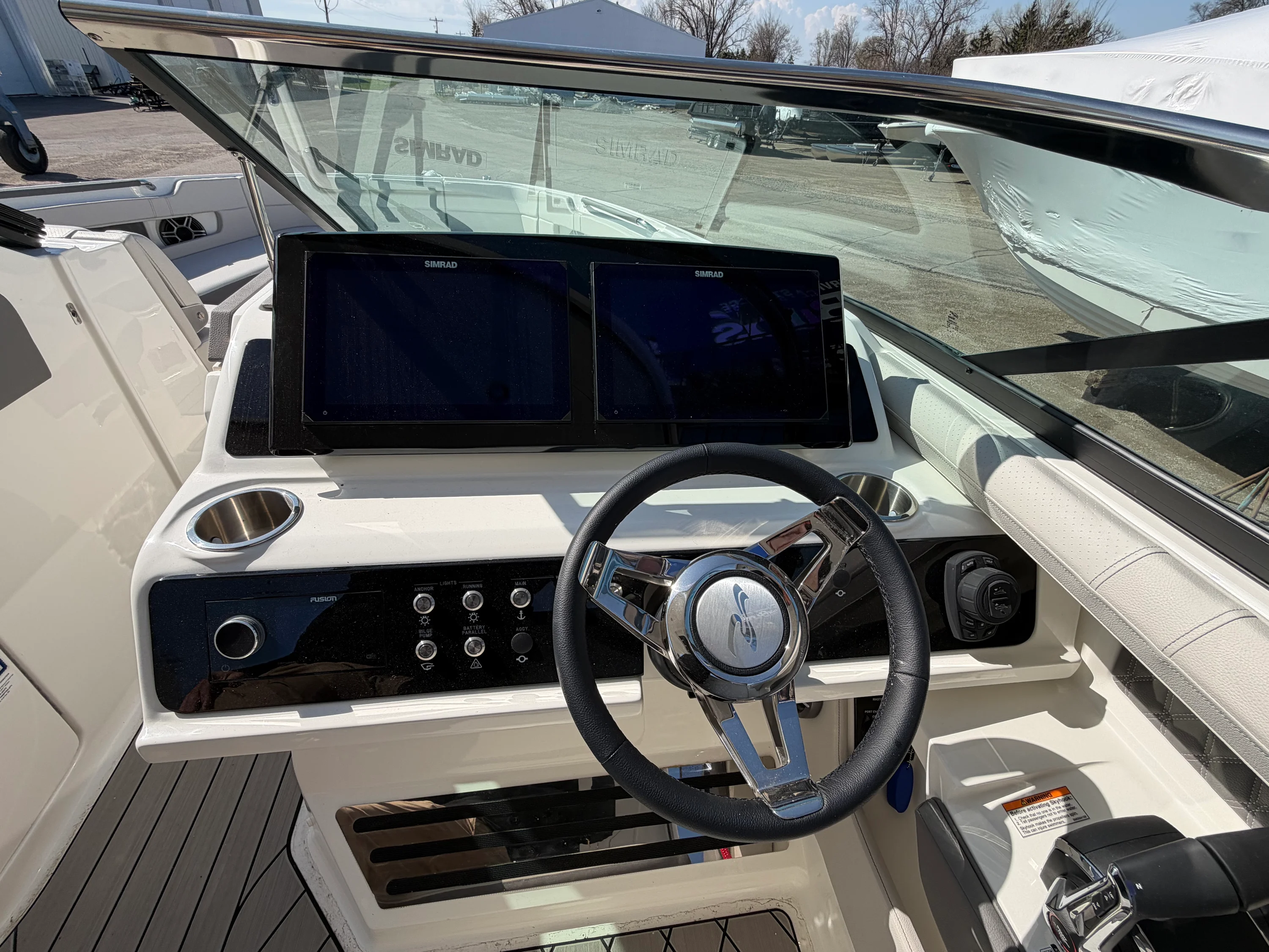 2026 Sea Ray SLX 310 Outboard Image Thumbnail #46