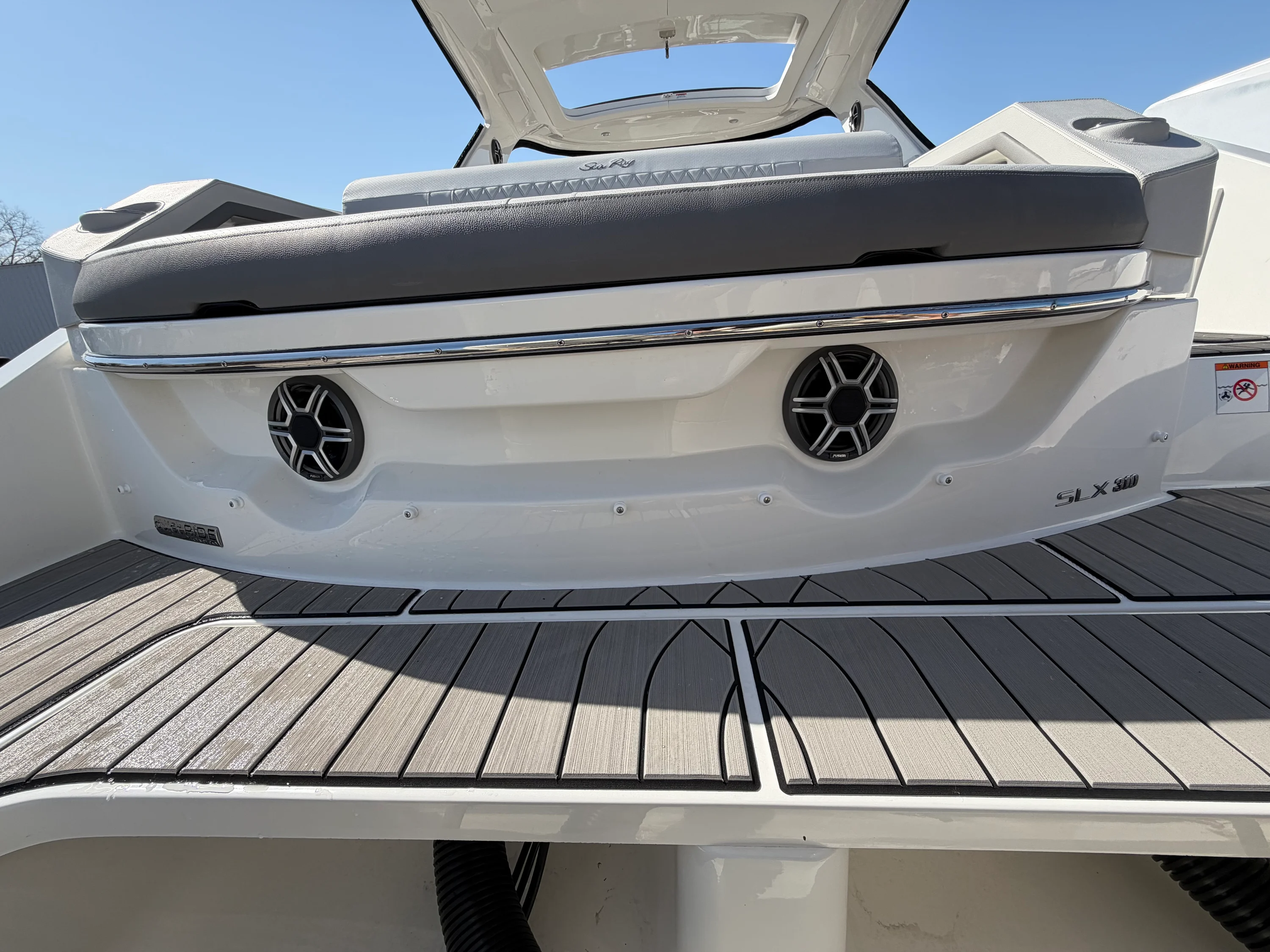 2026 Sea Ray SLX 310 Outboard Image Thumbnail #13