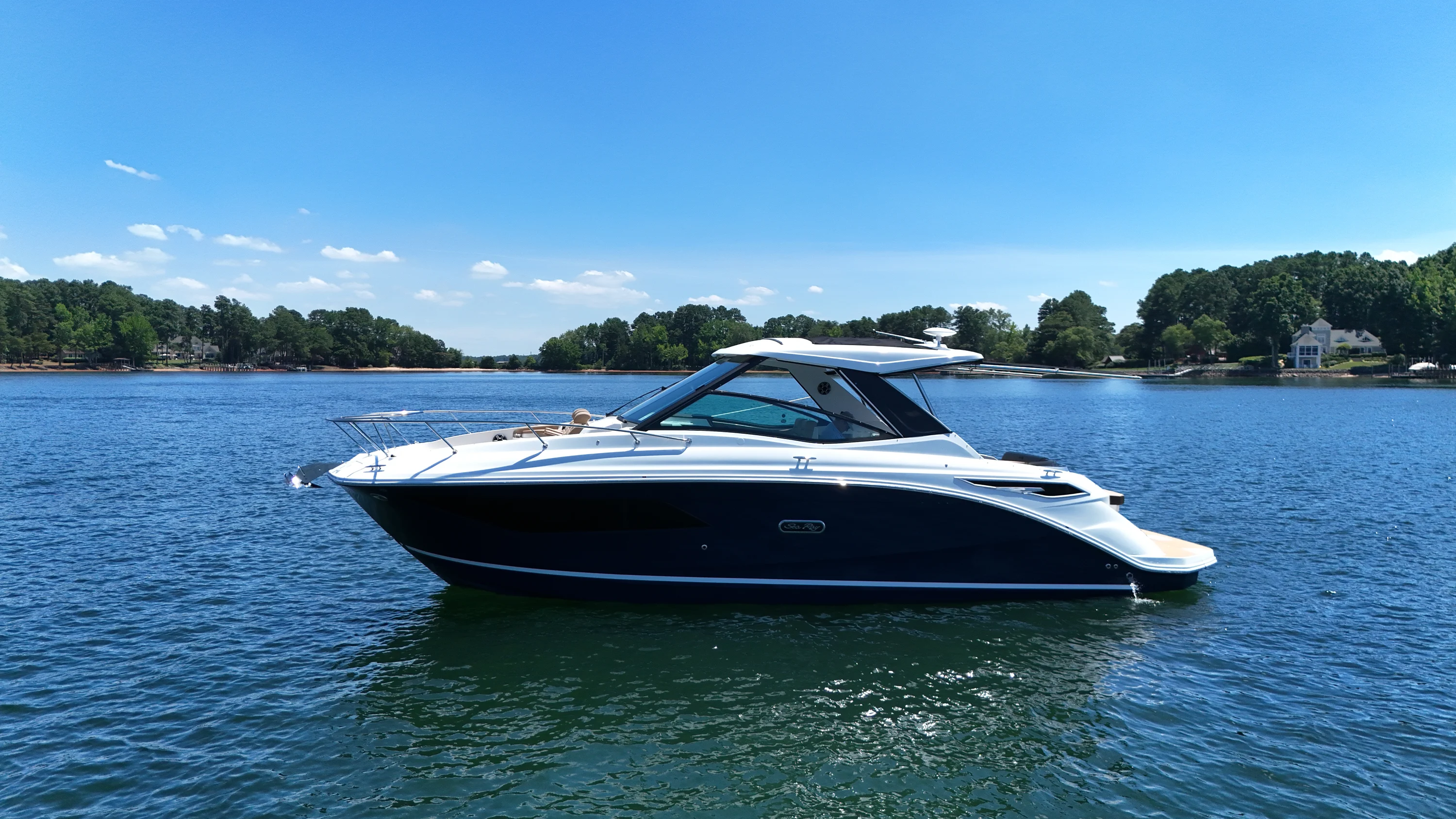 2026 Sea Ray Sundancer 320 Image Thumbnail #40