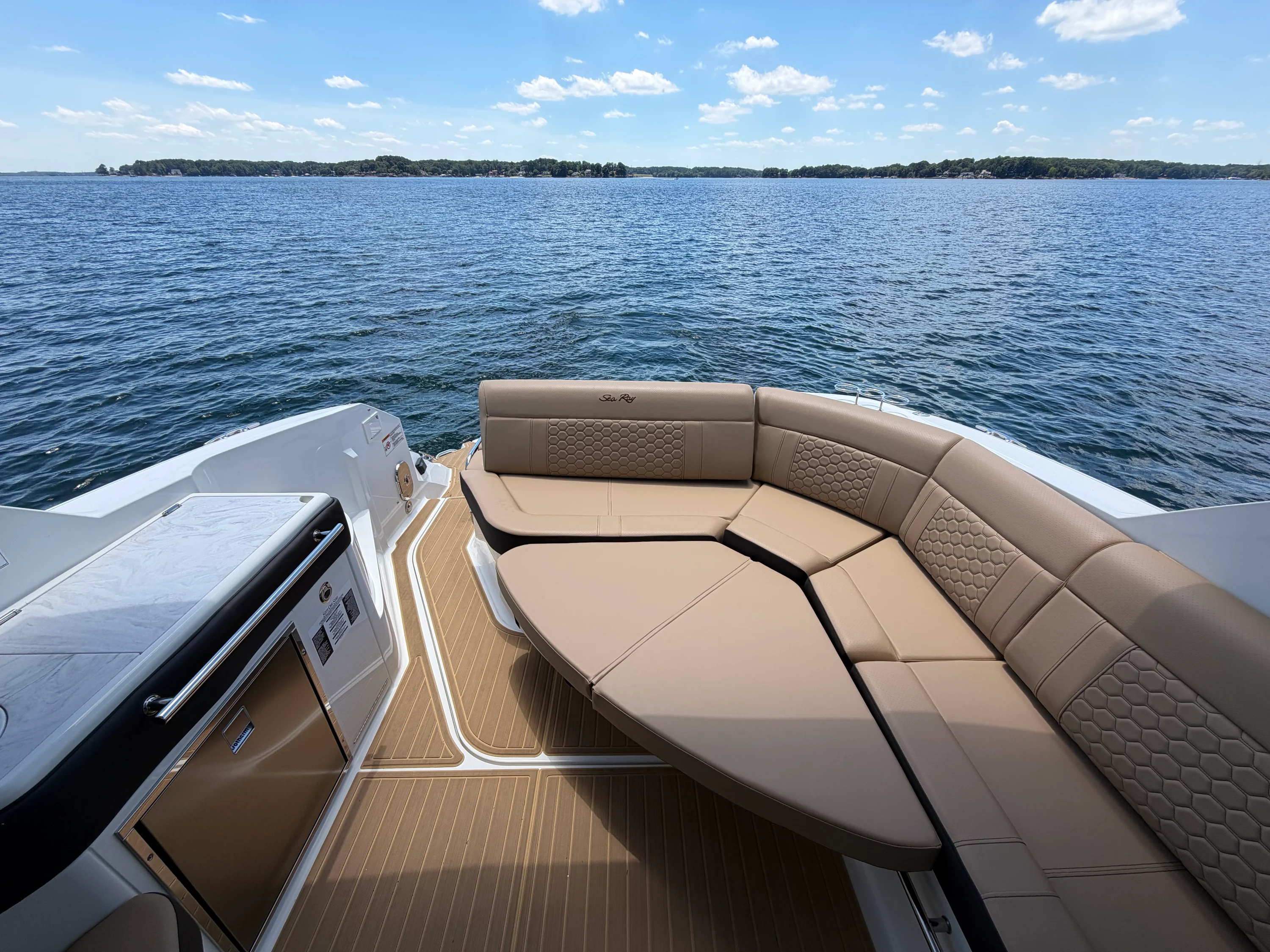 2026 Sea Ray Sundancer 320 Image Thumbnail #29