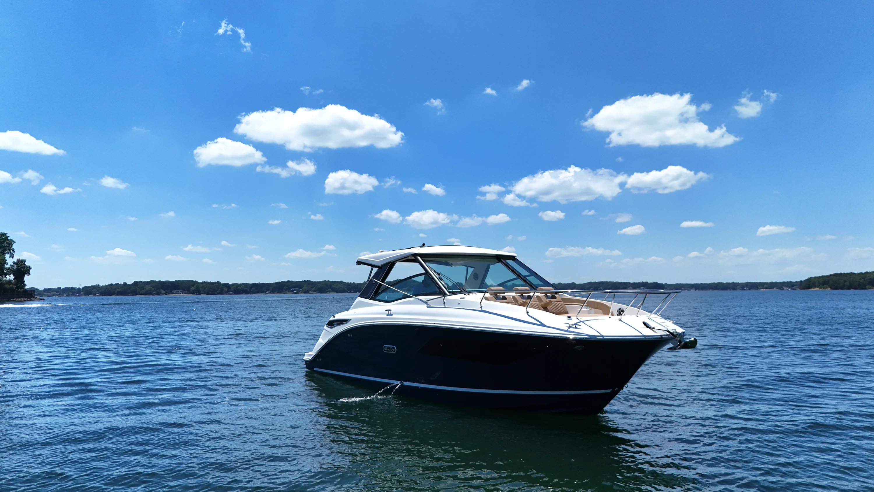 2026 Sea Ray Sundancer 320 Image Thumbnail #6