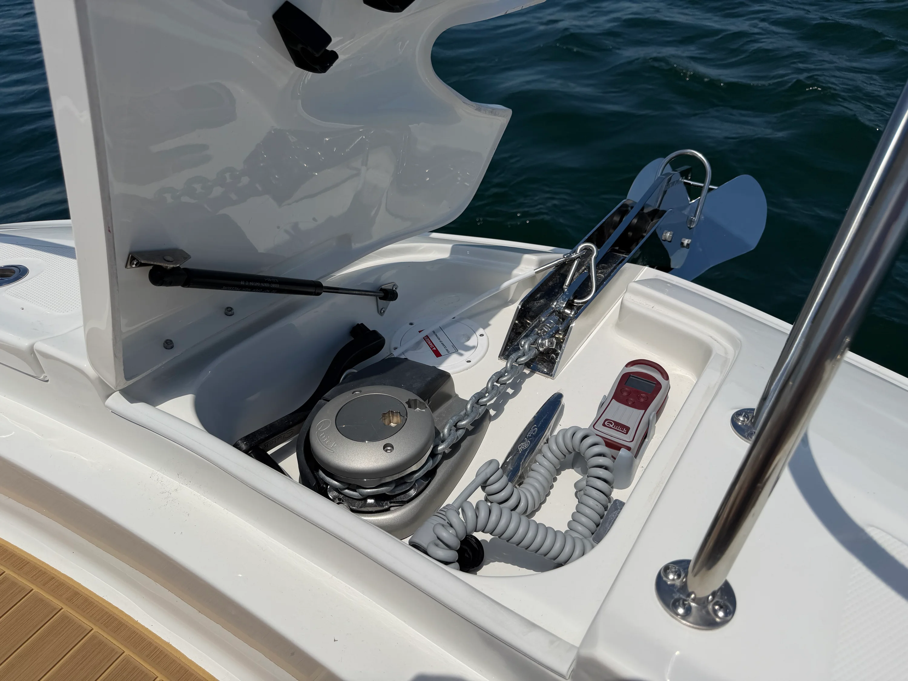 2026 Sea Ray Sundancer 320 Image Thumbnail #19