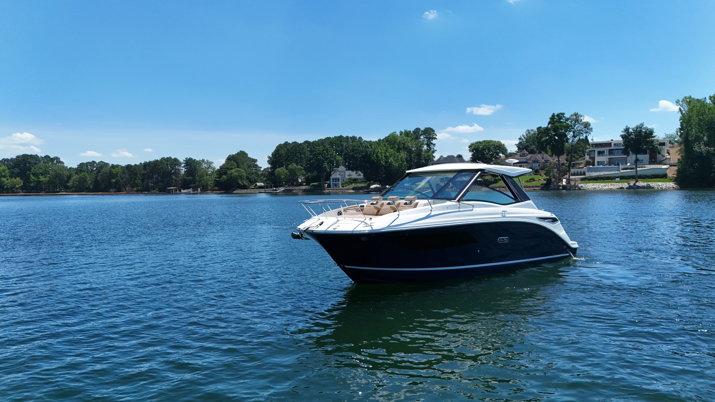 2026 Sea Ray Sundancer 320 Image Thumbnail #4