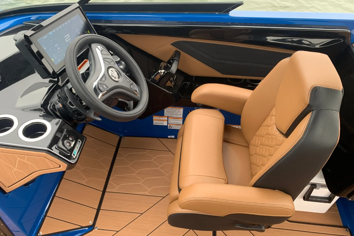 2026 Yamaha 255XD Image Thumbnail #15