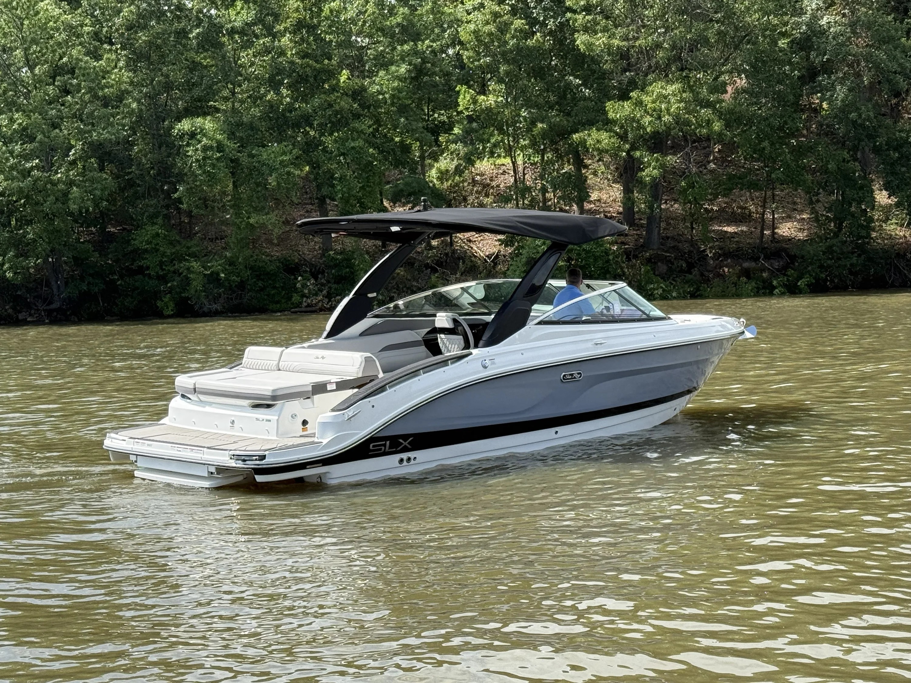 2026 Sea Ray SLX 280 Image Thumbnail #4