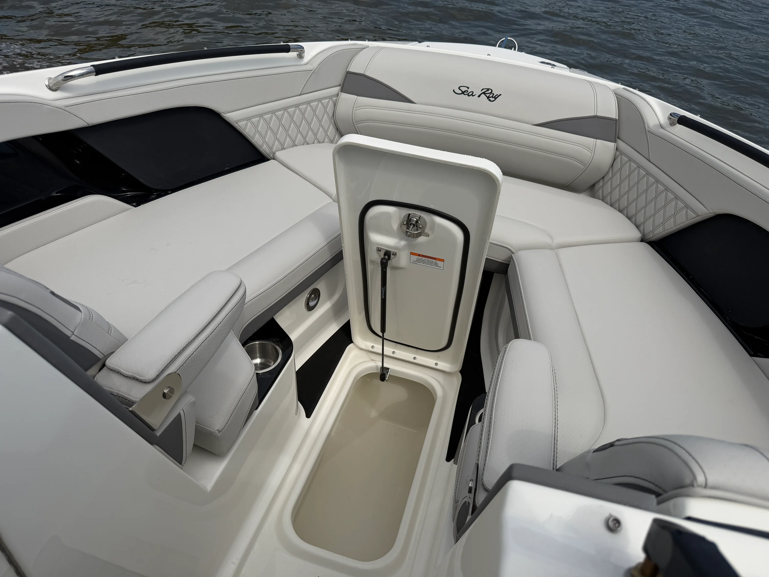 2026 Sea Ray SLX 280 Image Thumbnail #11