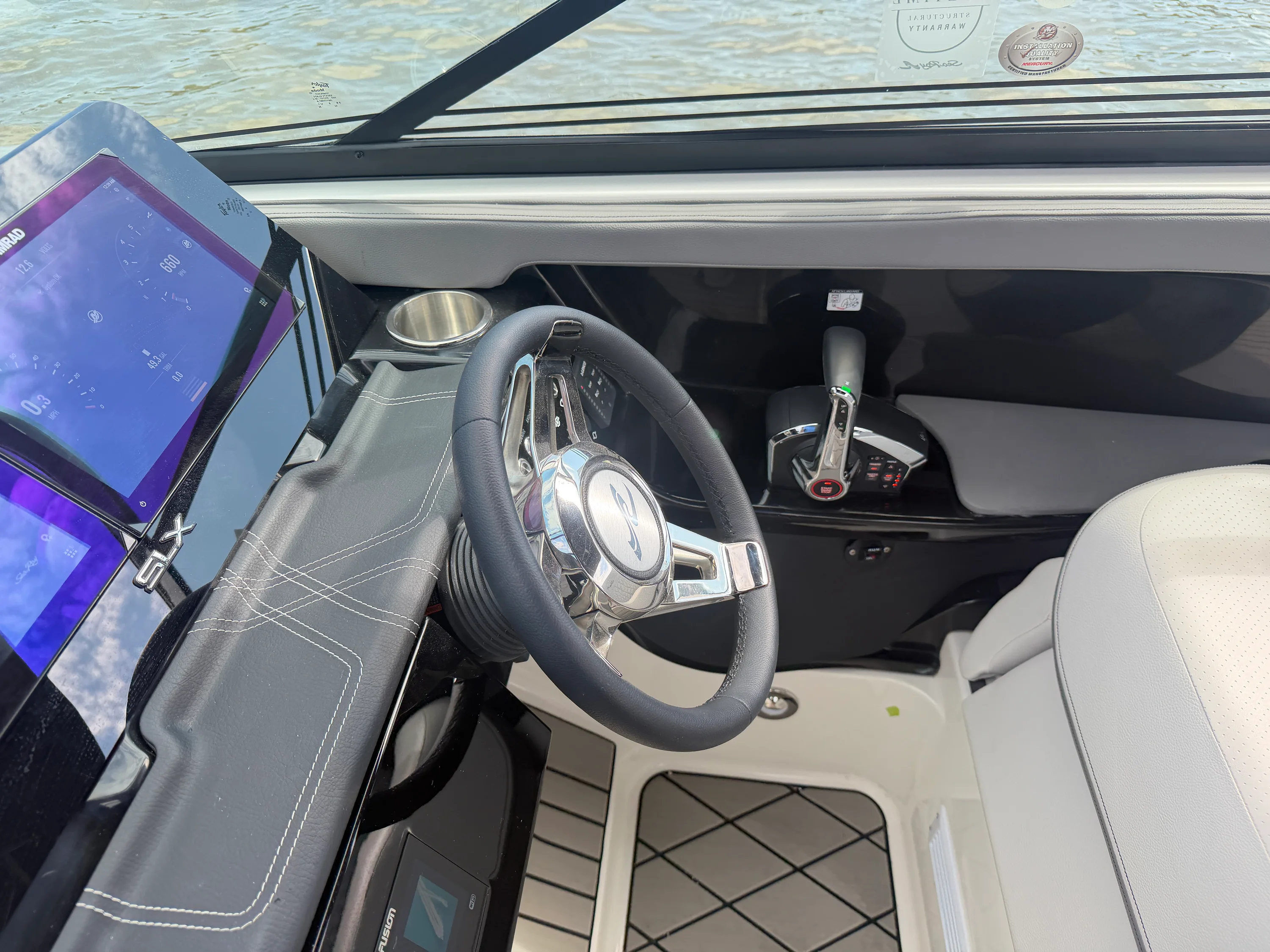 2026 Sea Ray SLX 280 Image Thumbnail #19