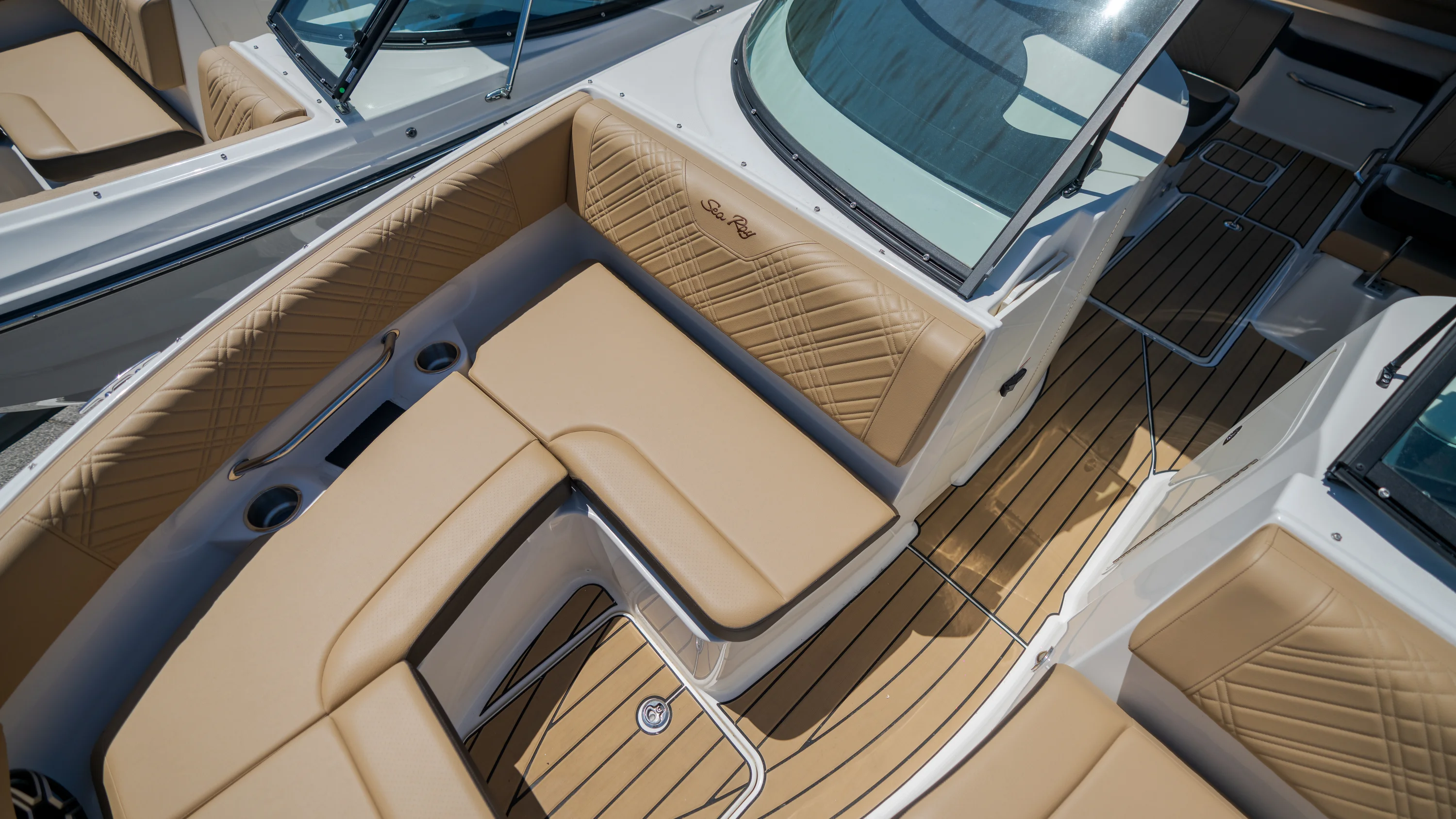 2026 Sea Ray SDX 250 Outboard Image Thumbnail #13