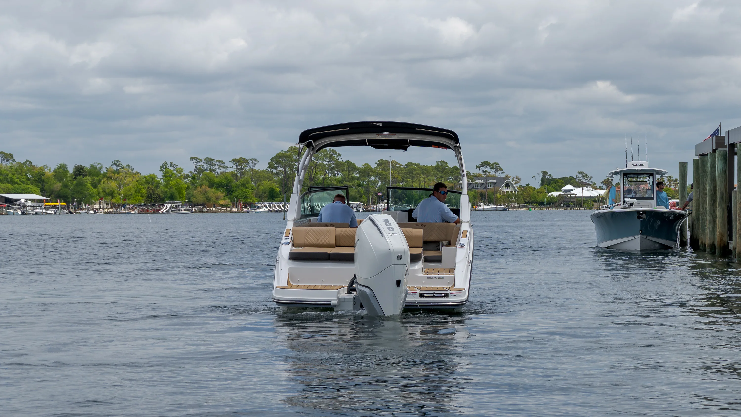 2026 Sea Ray SDX 250 Outboard Image Thumbnail #7