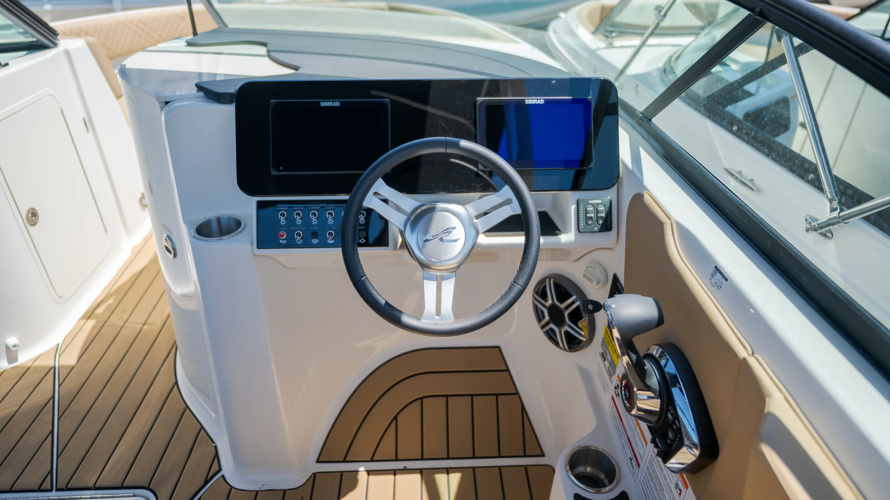 2026 Sea Ray SDX 250 Outboard Image Thumbnail #18