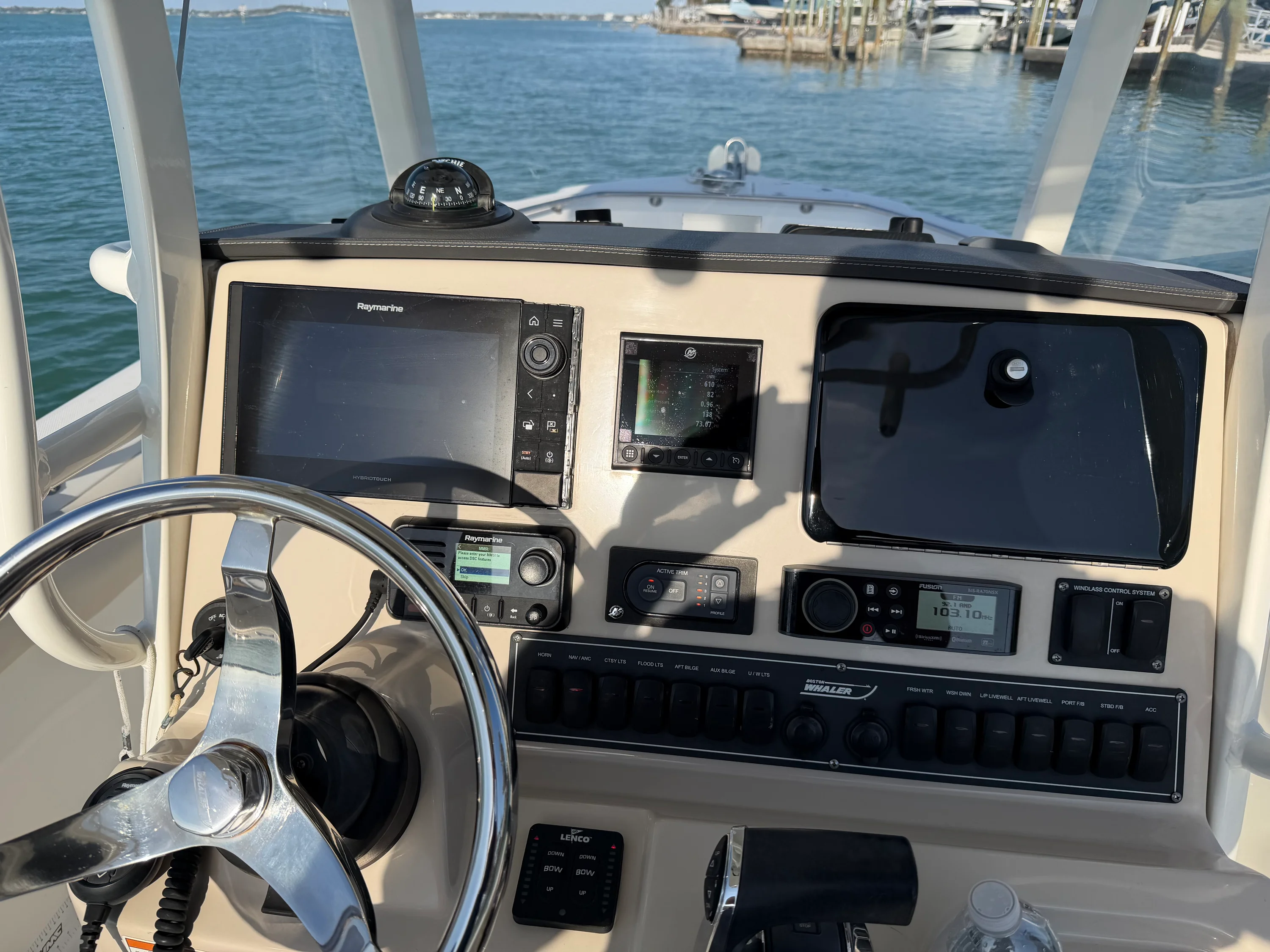 2021 Boston Whaler 230 OUTRAGE Image Thumbnail #15