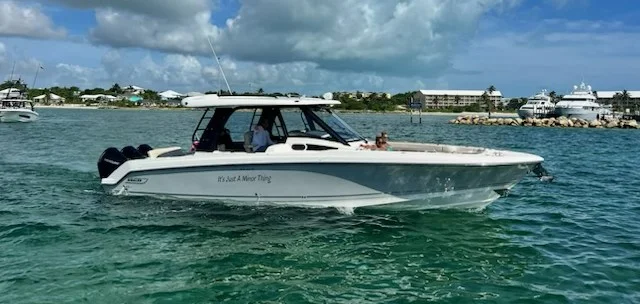 2023 Boston Whaler 350 REALM Image Thumbnail #2