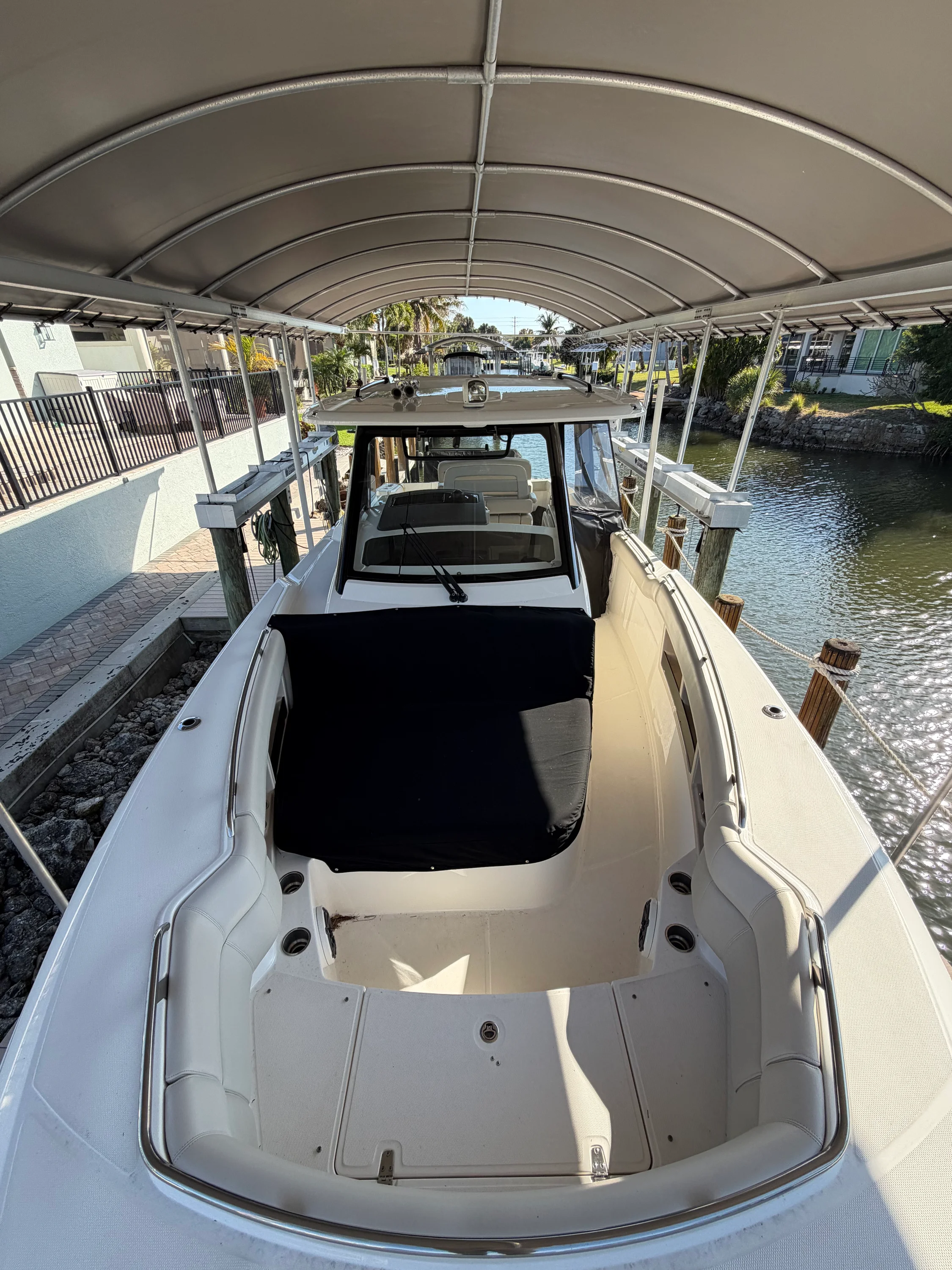 2023 Boston Whaler 350 REALM Image Thumbnail #20