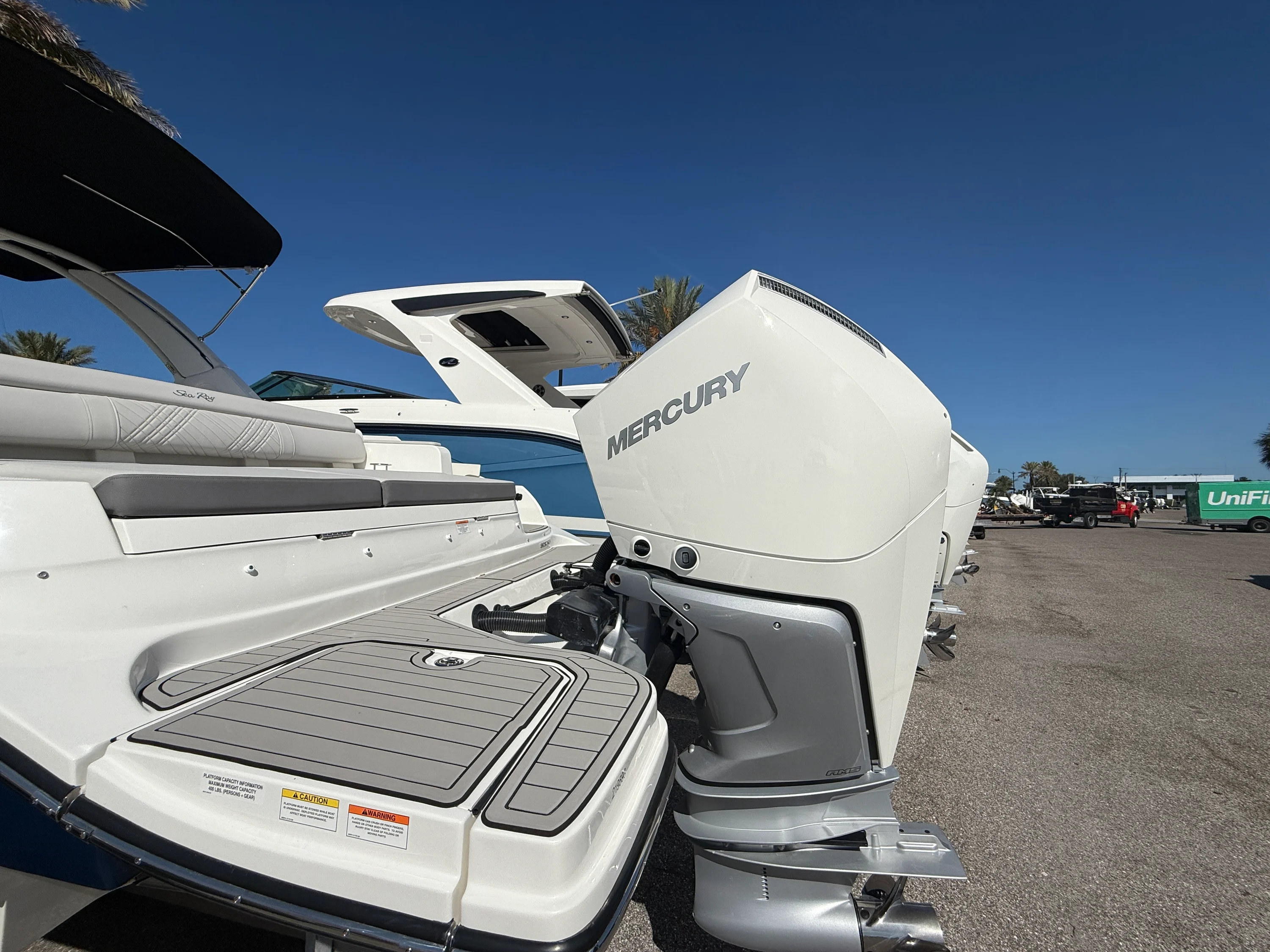 2026 Sea Ray SDX 290 Outboard Image Thumbnail #28
