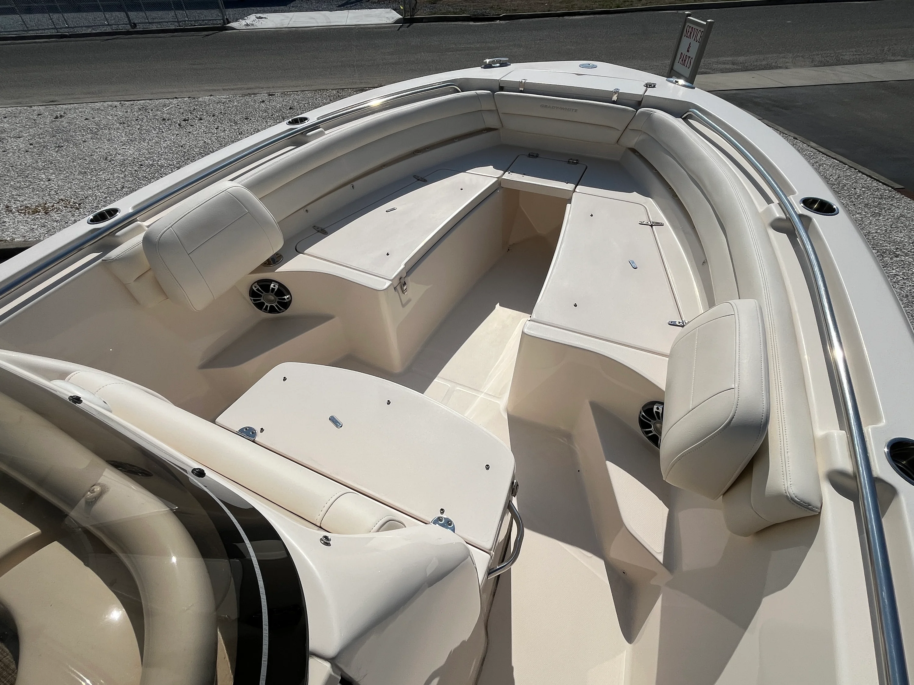 2021 Grady-White 233 FISHERMAN Image Thumbnail #9