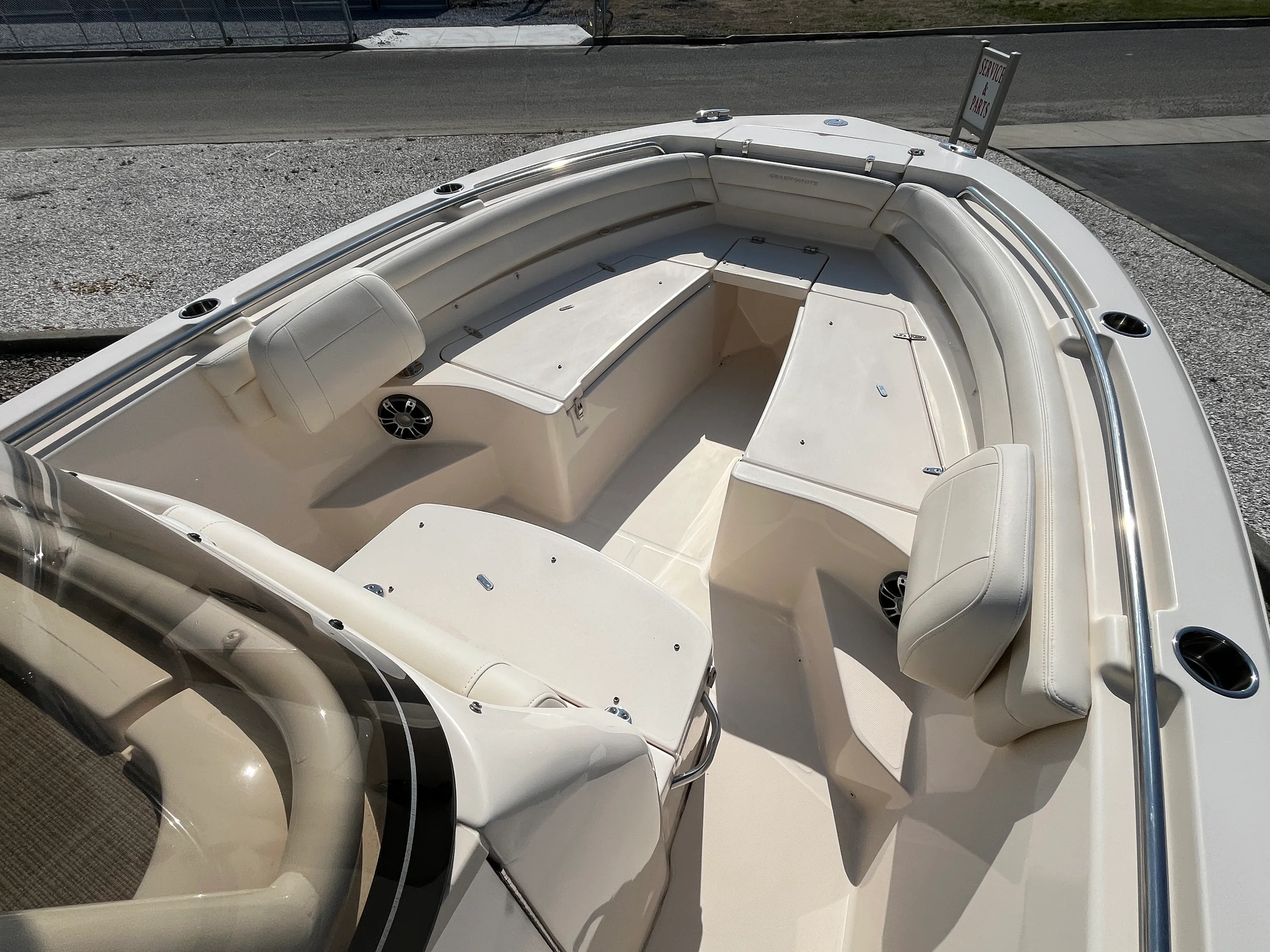 2021 Grady-White 233 FISHERMAN Image Thumbnail #8