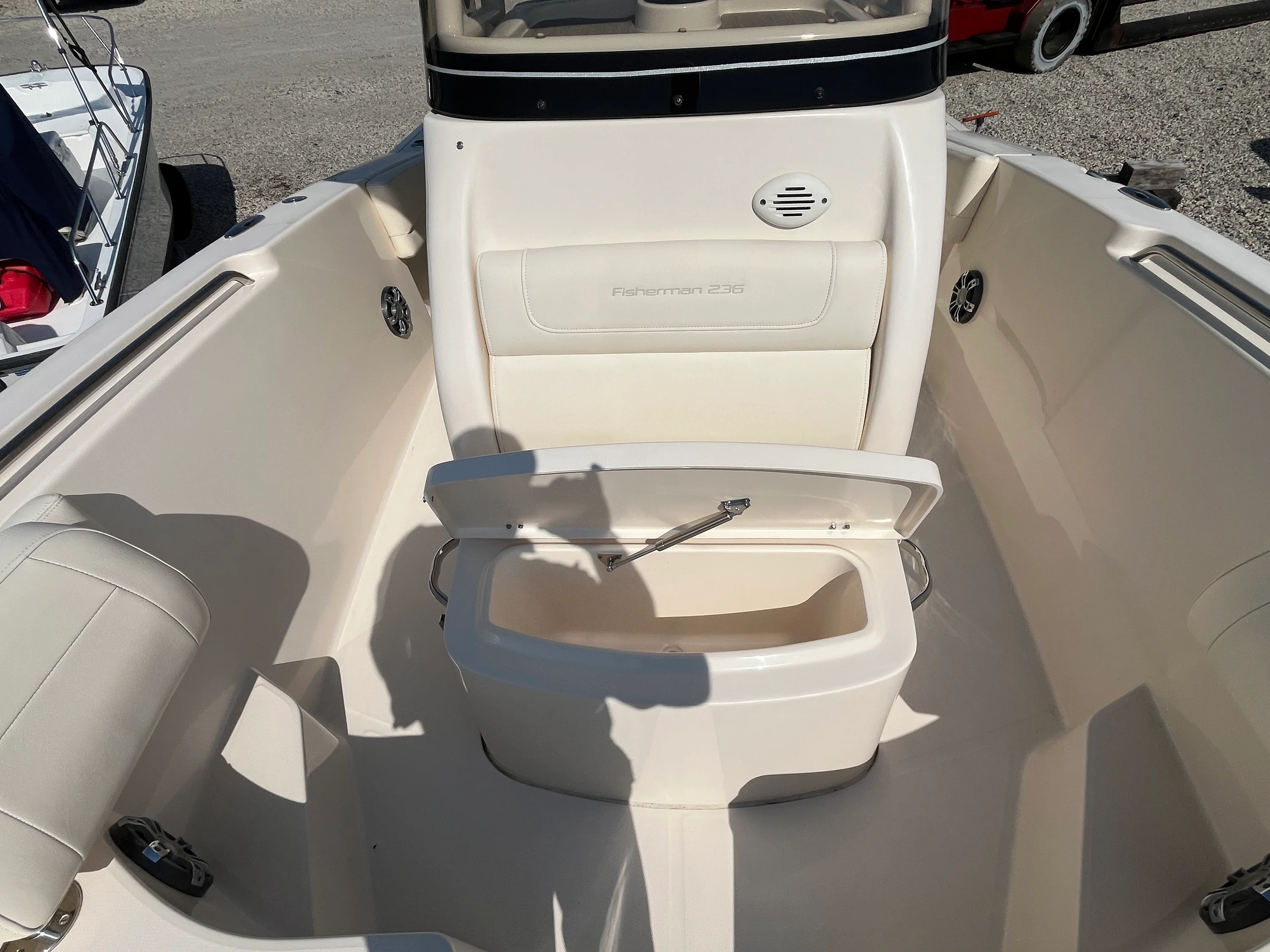 2021 Grady-White 233 FISHERMAN Image Thumbnail #11