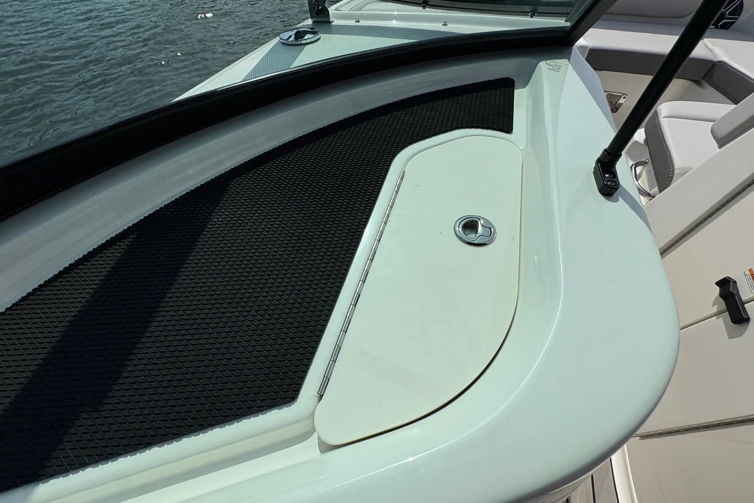 2026 Sea Ray SDX 250 Outboard Image Thumbnail #23