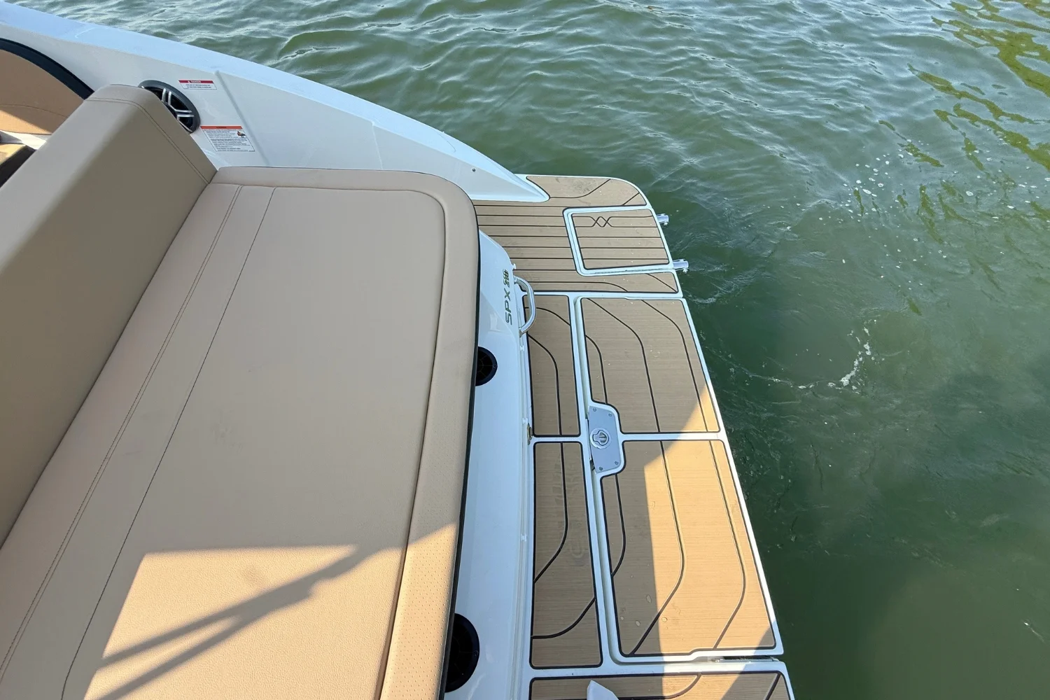 2026 Sea Ray SPX 210 Image Thumbnail #8