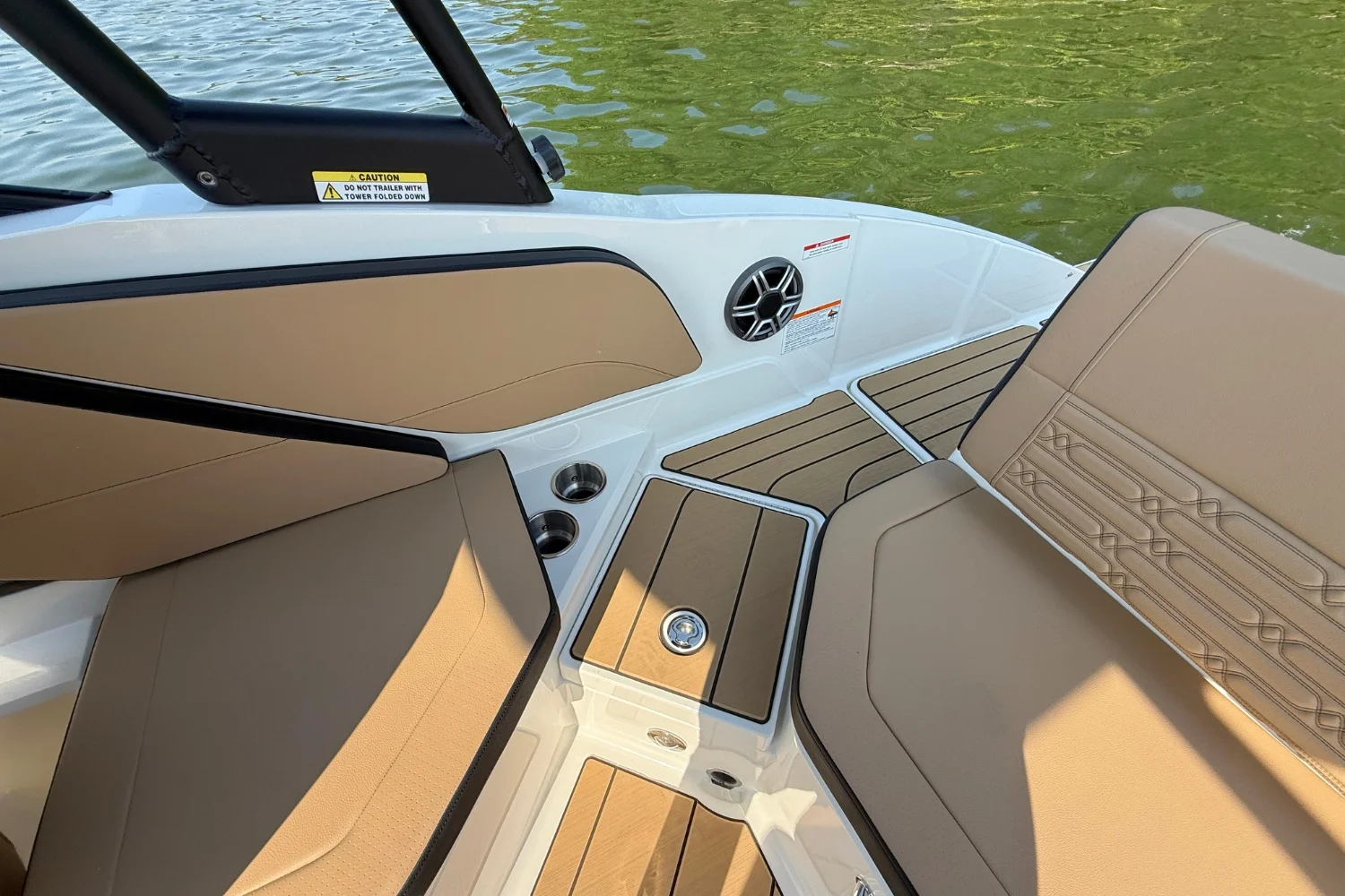 2026 Sea Ray SPX 210 Image Thumbnail #11