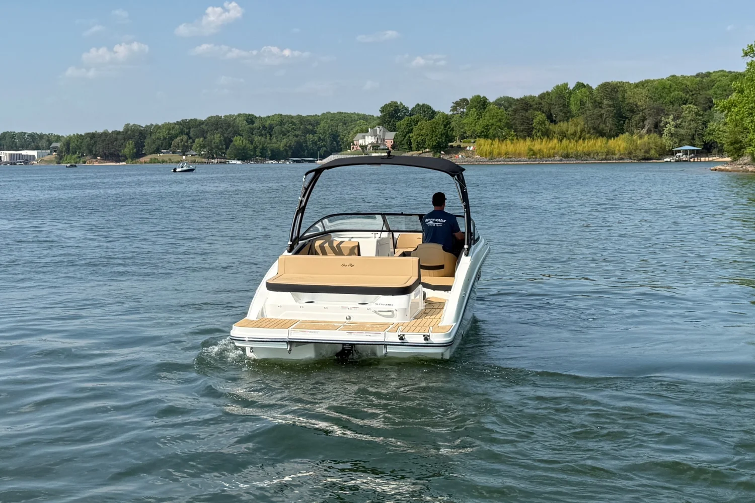 2026 Sea Ray SPX 210 Image Thumbnail #2