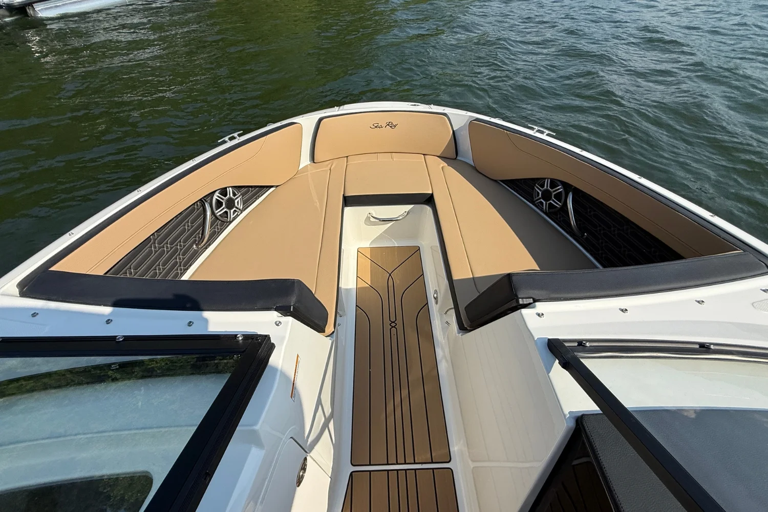 2026 Sea Ray SPX 210 Image Thumbnail #25