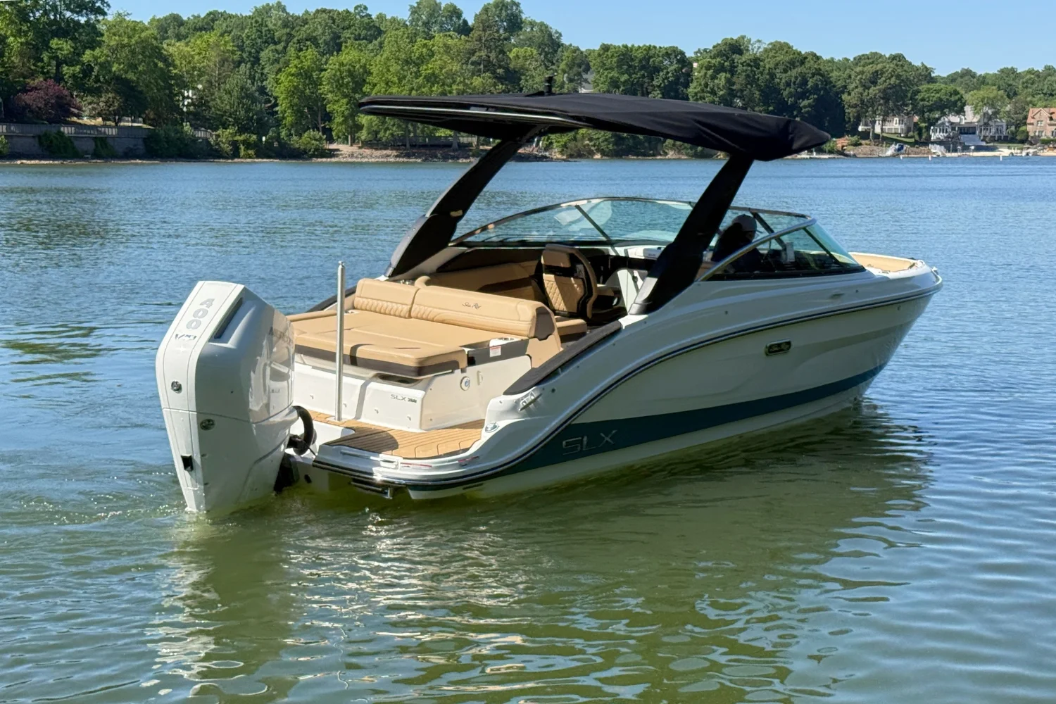 2026 Sea Ray SLX 260 Outboard Image Thumbnail #3