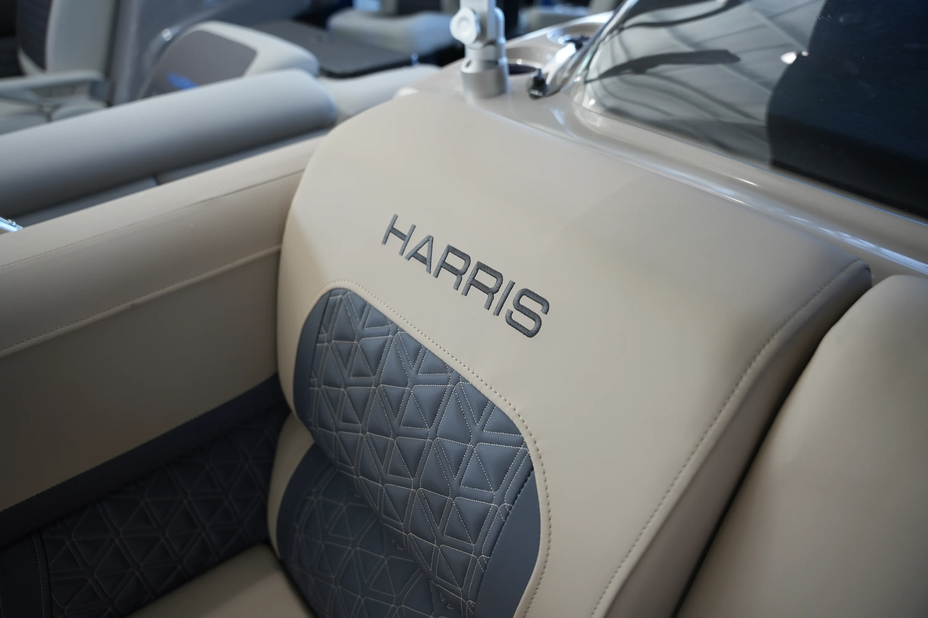 2026 Harris Solstice 230 Image Thumbnail #33