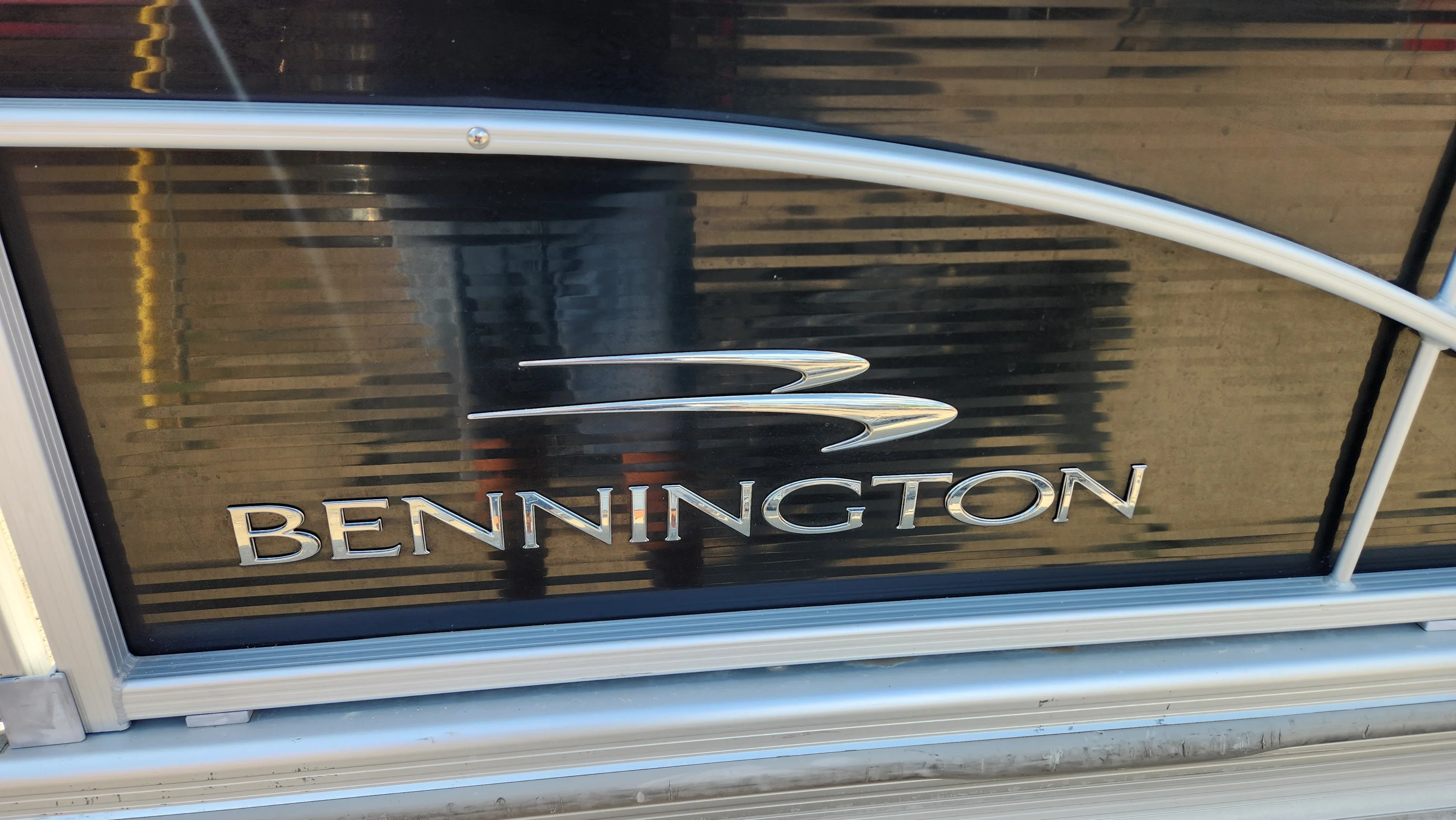 2013 Bennington 2250 GSR Image Thumbnail #3