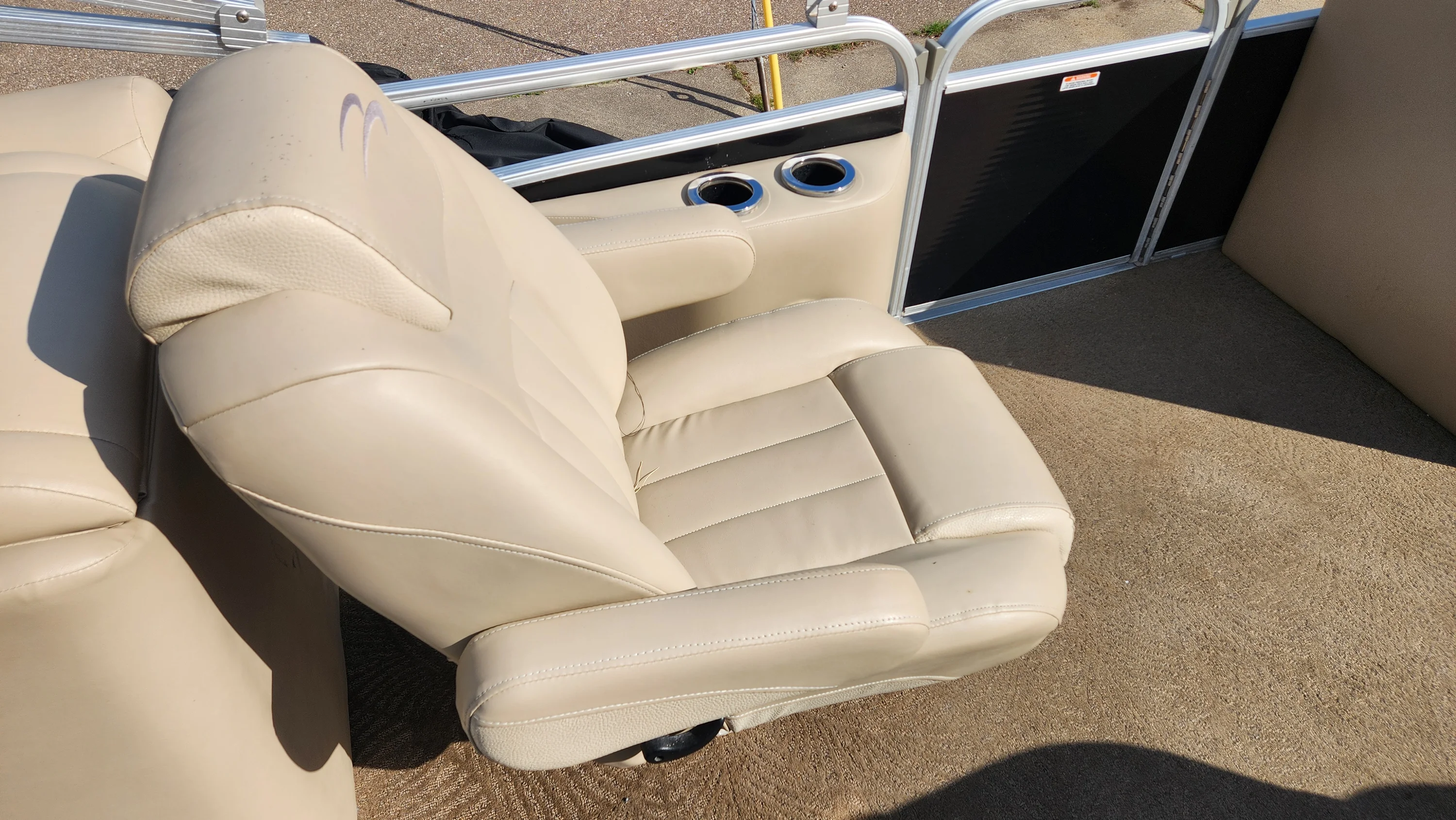 2013 Bennington 2250 GSR Image Thumbnail #20