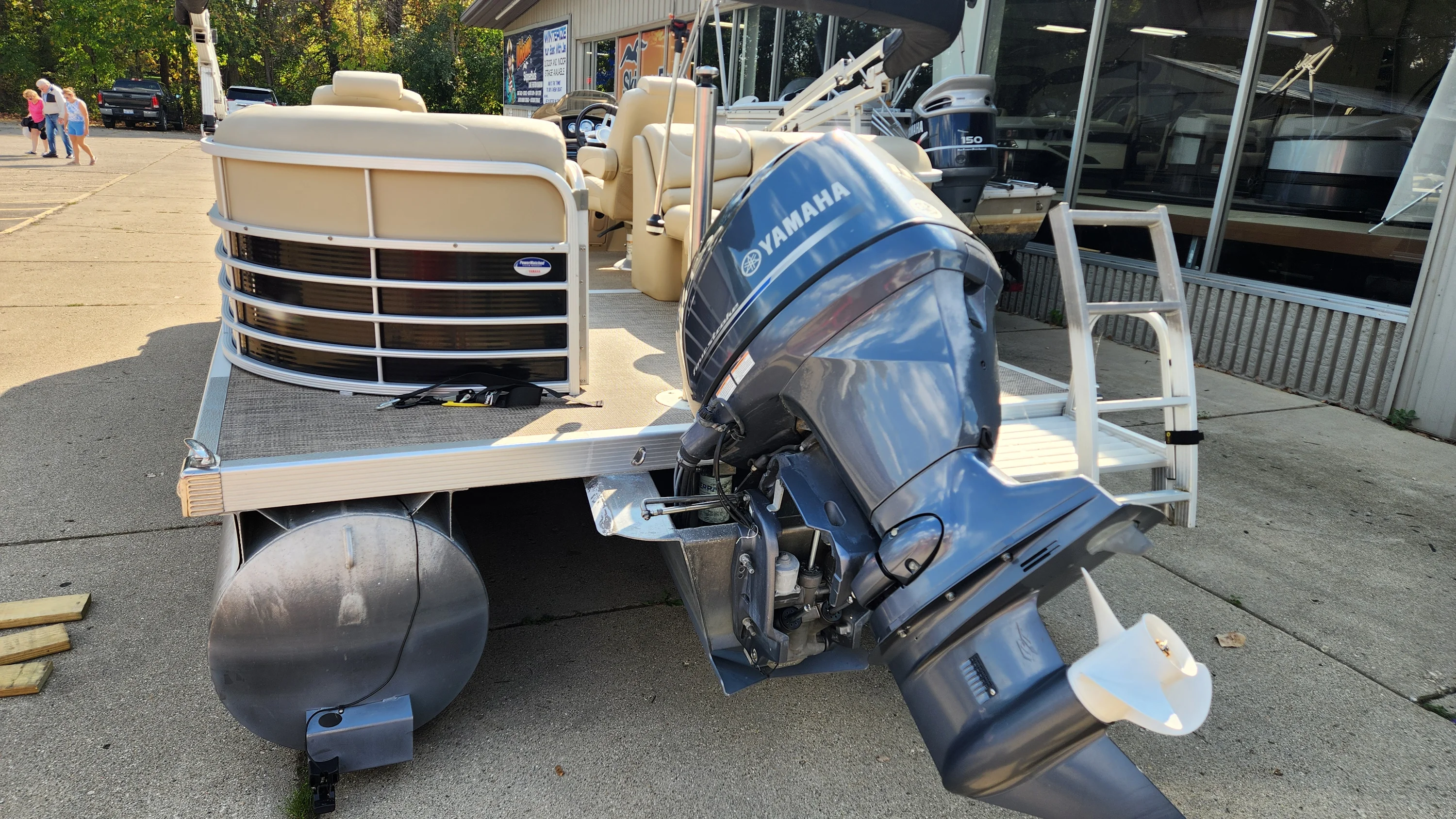 2013 Bennington 2250 GSR Image Thumbnail #11