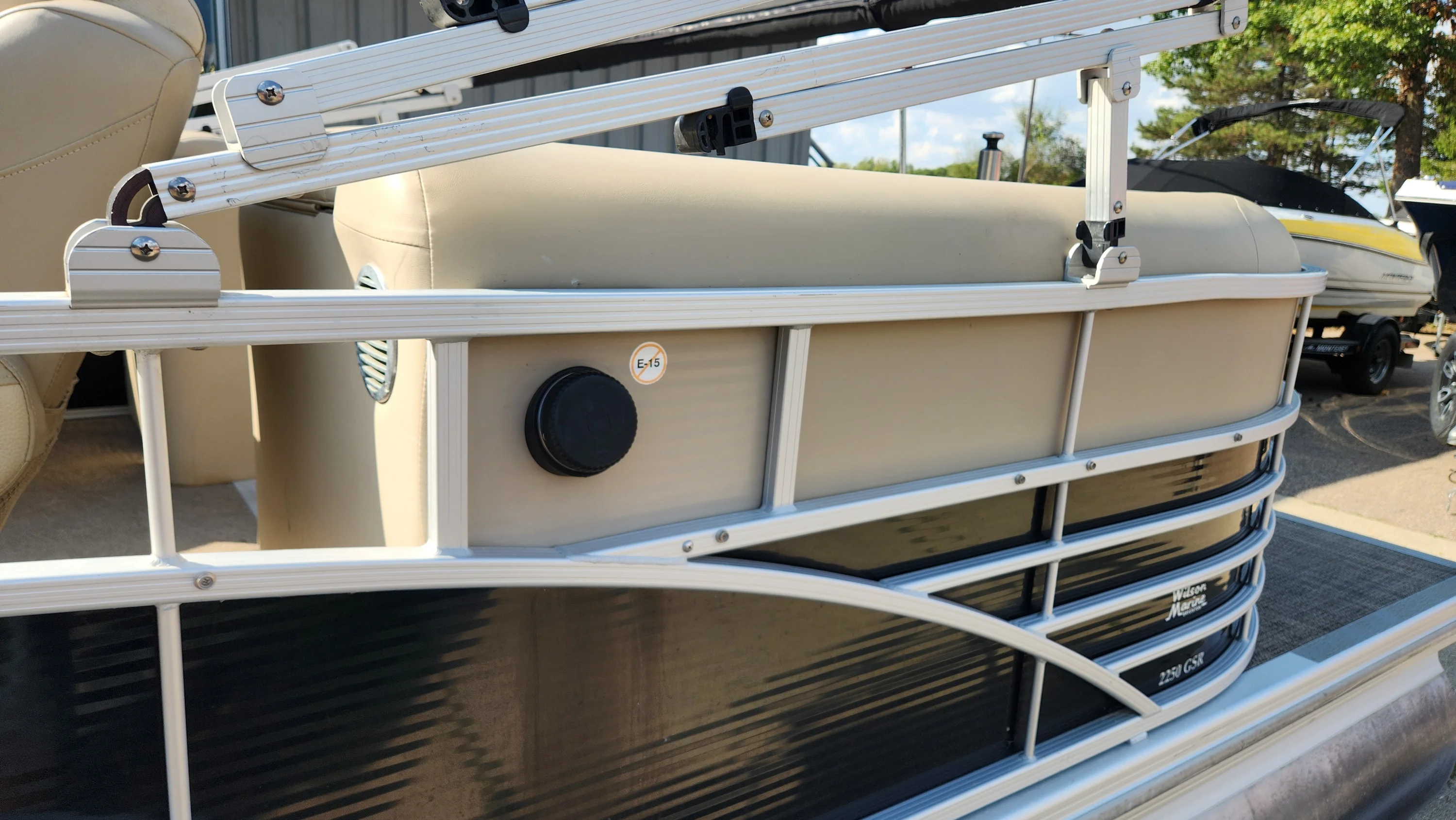 2013 Bennington 2250 GSR Image Thumbnail #5