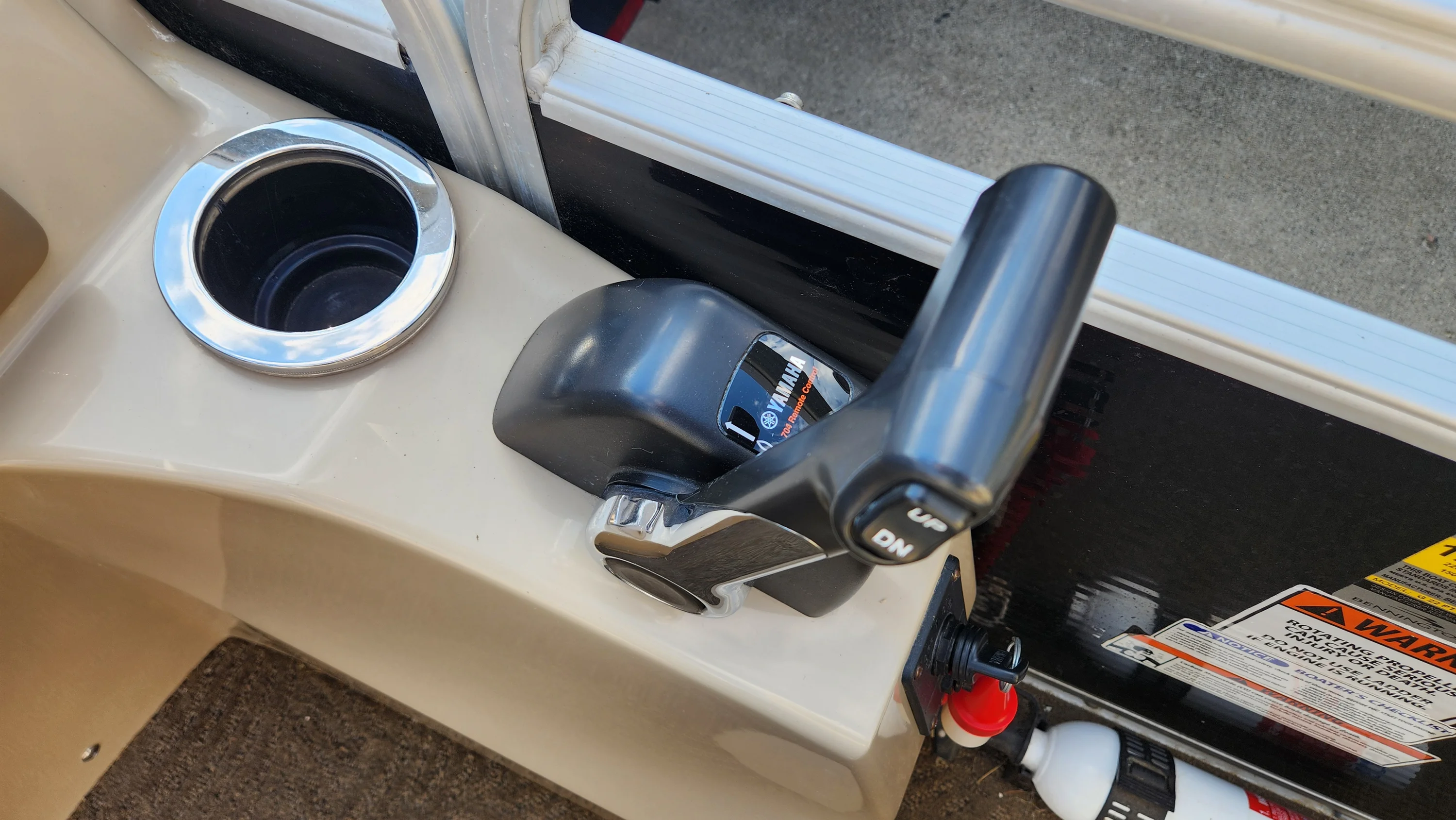 2013 Bennington 2250 GSR Image Thumbnail #27