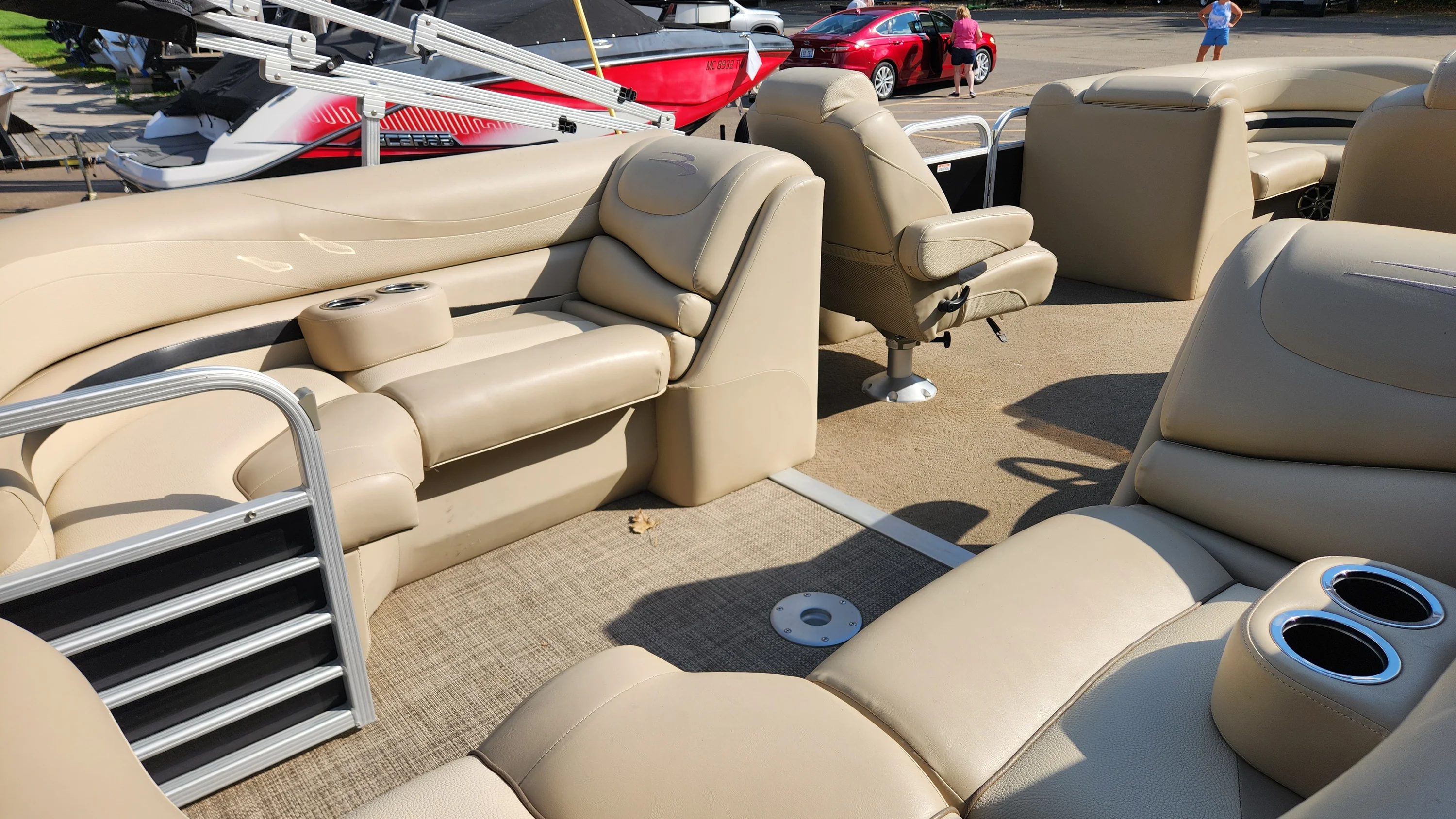 2013 Bennington 2250 GSR Image Thumbnail #13